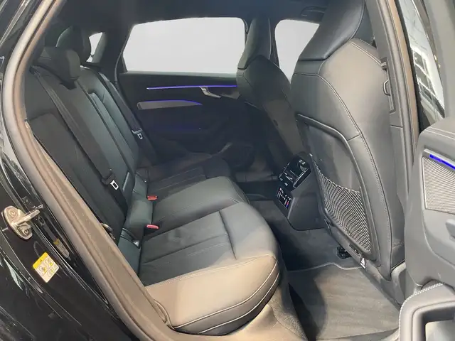 Audi A6 view 6