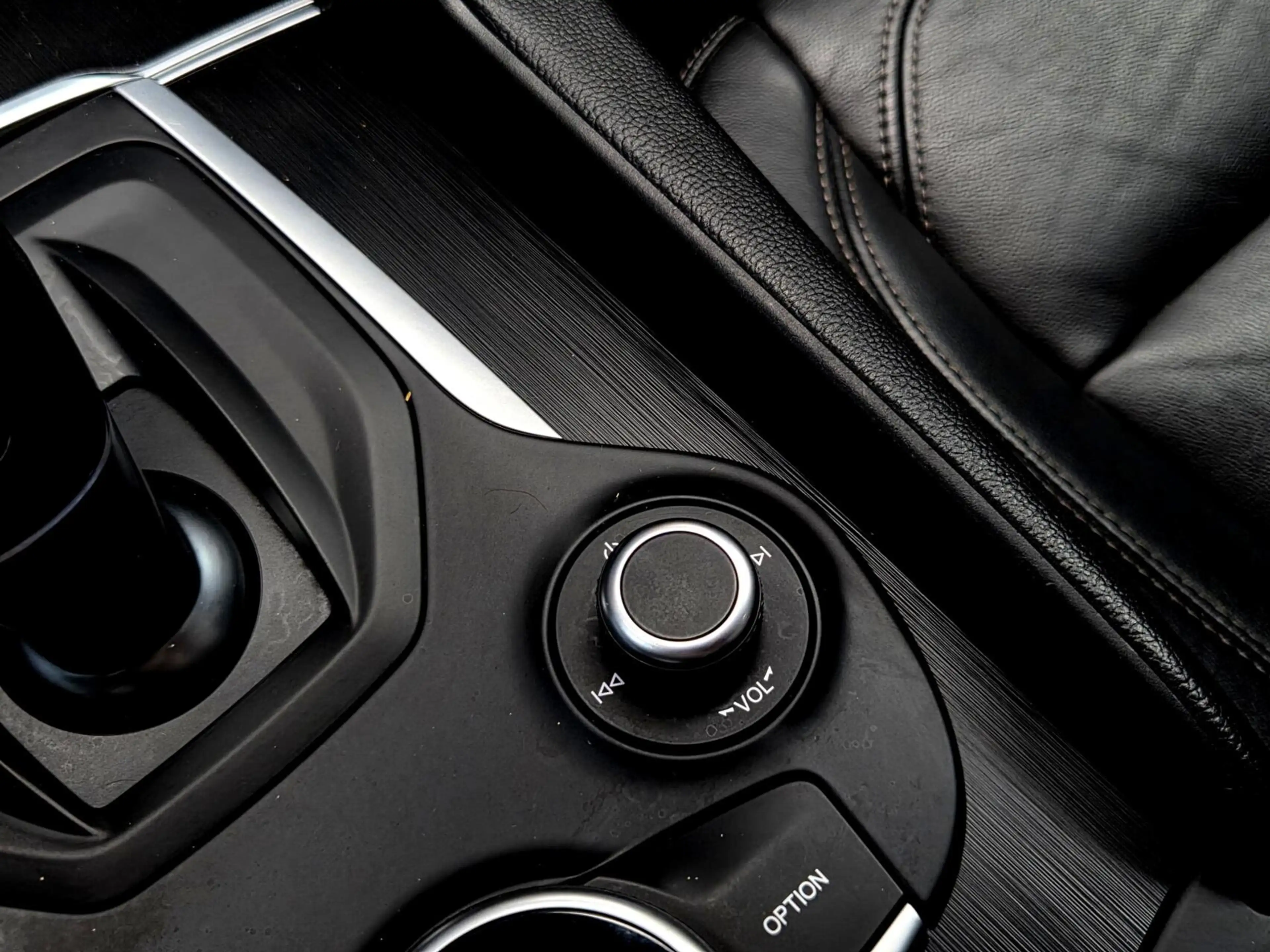 Alfa Romeo Giulia 2.0T Super Automaat |Leer|Pano|Cam.|Clima — photo 14