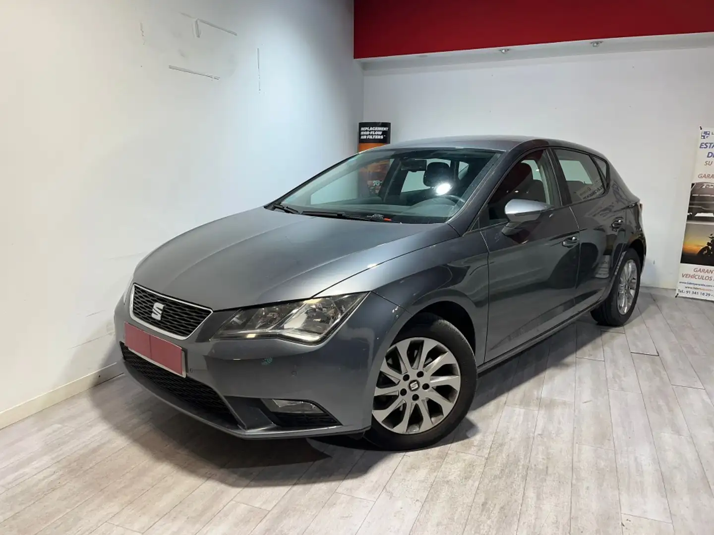 SEAT Leon 1.2 TSI S&S Style 105 Gris - 2