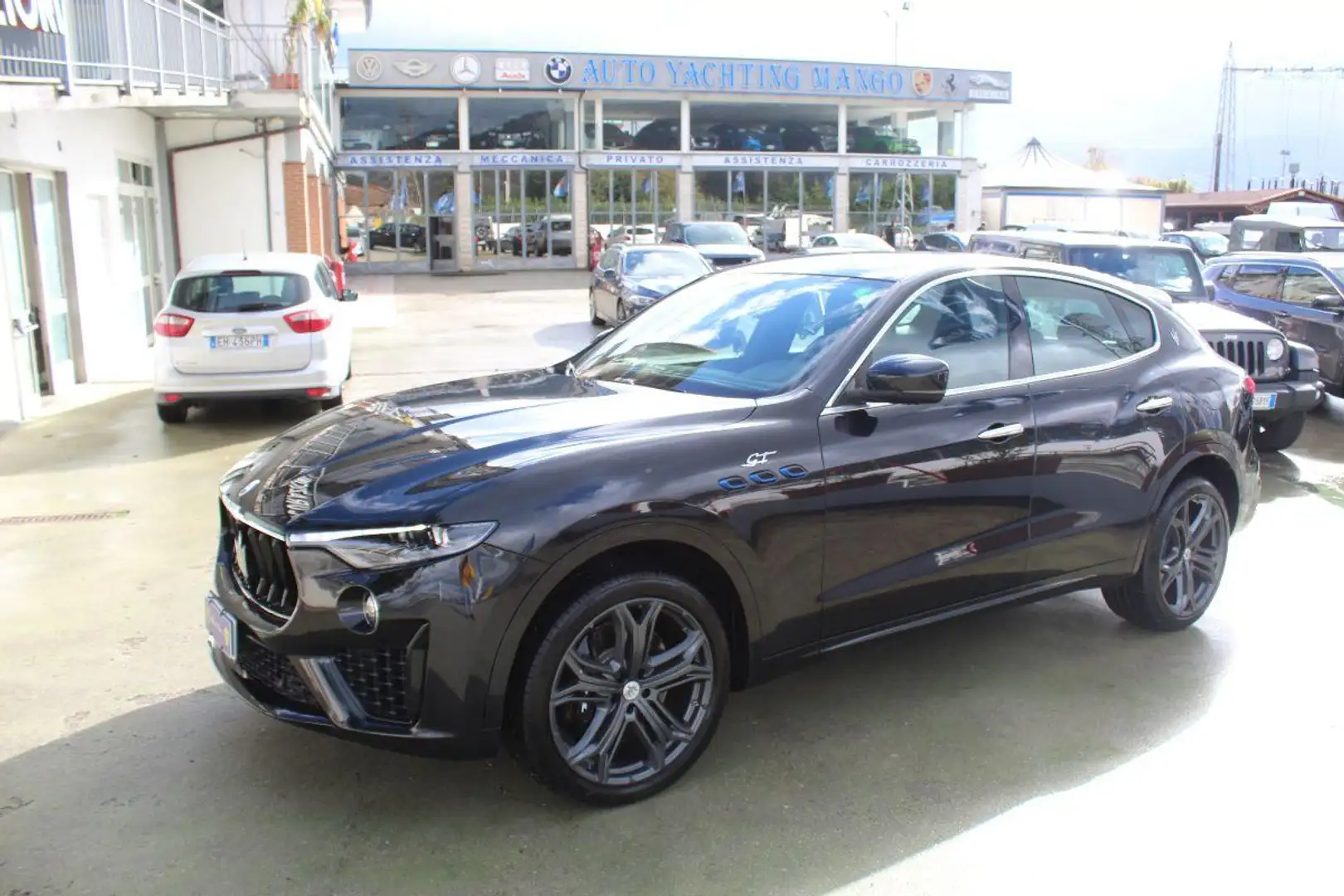 Maserati Levante 2.0 mhev GT 330cv auto Noir - 1