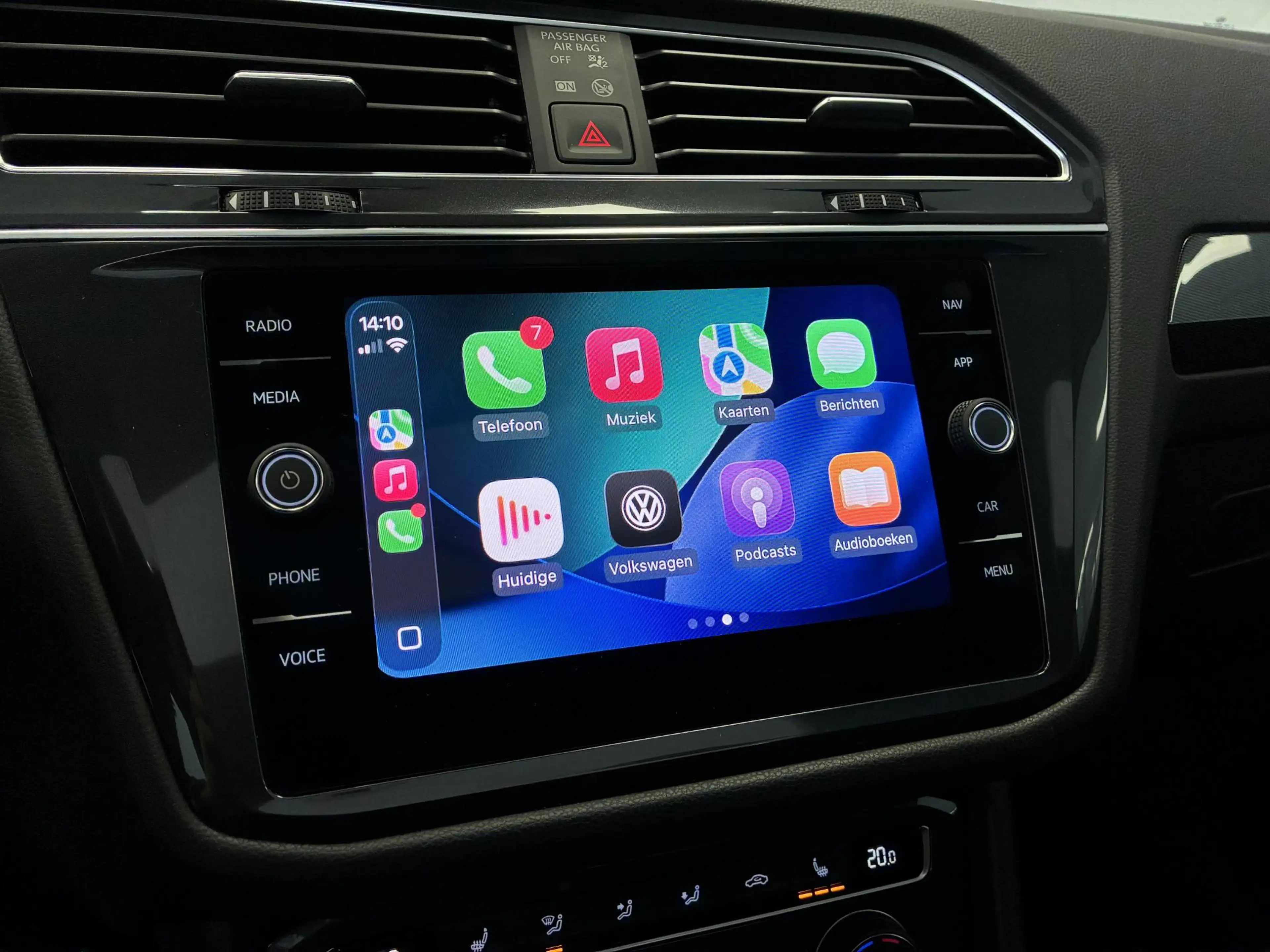 Volkswagen Tiguan Allspace 1.5 TSI Highline | PANO | TREKHAAK | LEDER | 360º — photo 18