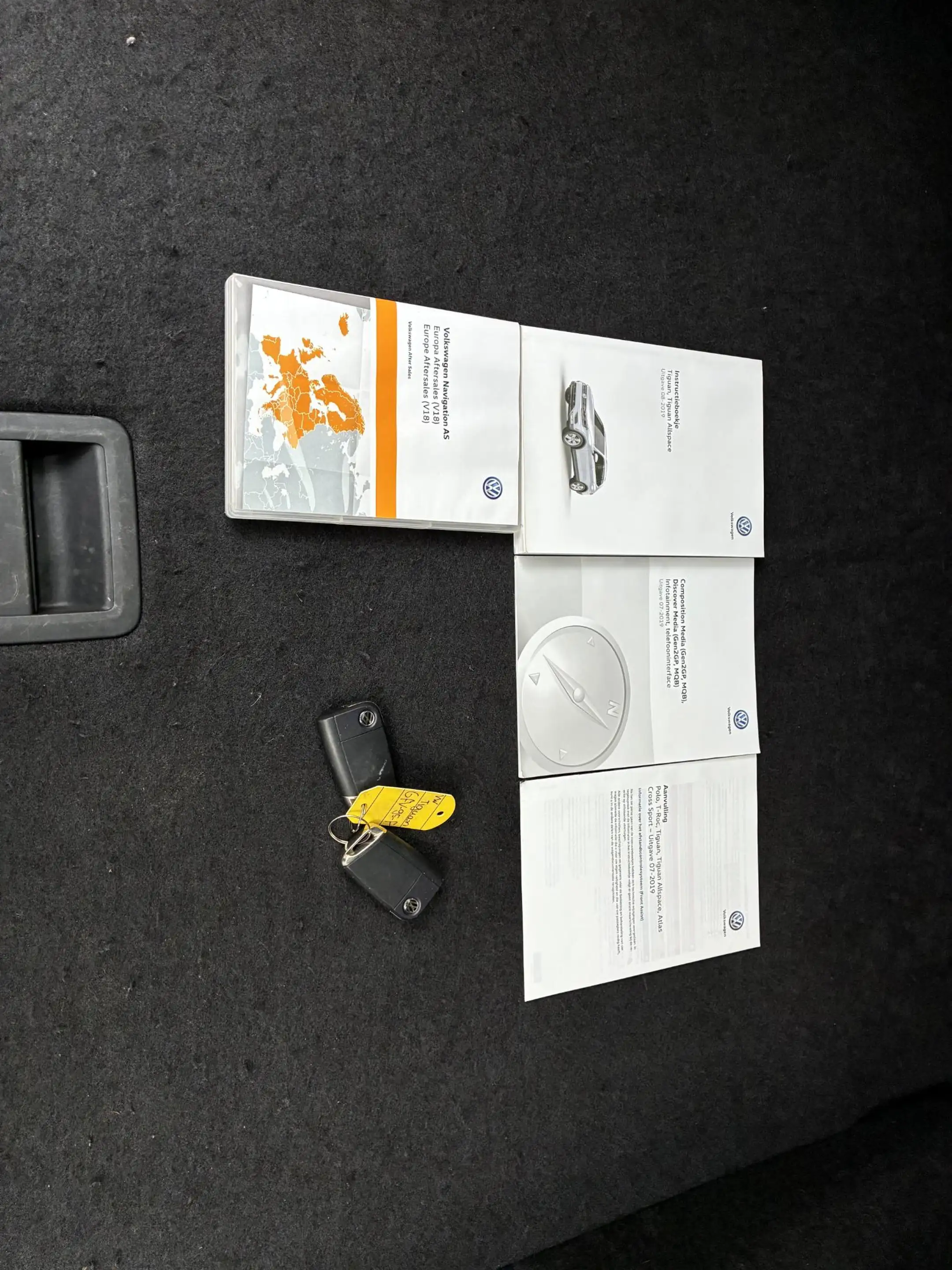 Volkswagen Tiguan Allspace 1.5 TSI Highline | PANO | TREKHAAK | LEDER | 360º — photo 29