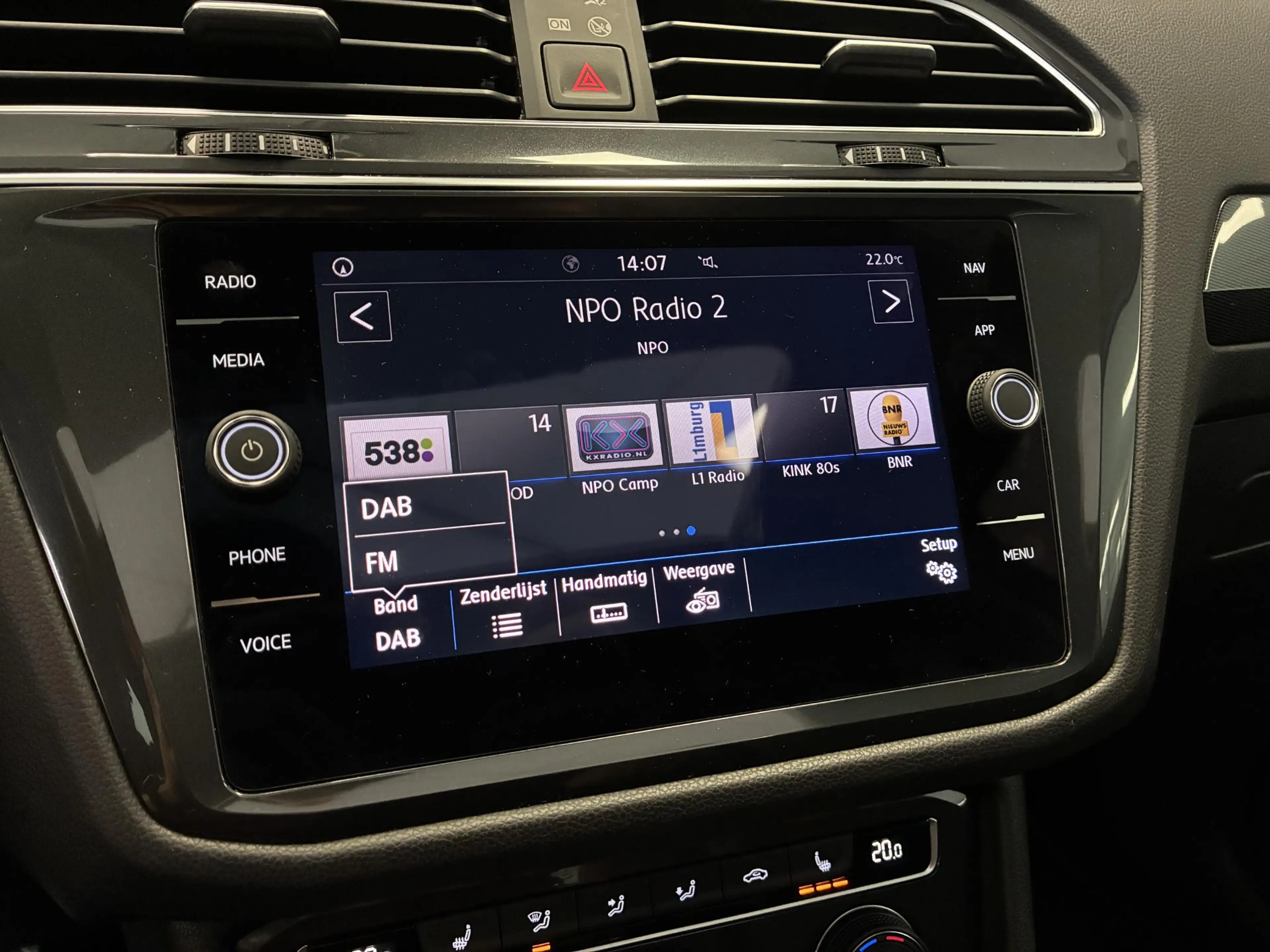 Volkswagen Tiguan Allspace 1.5 TSI Highline | PANO | TREKHAAK | LEDER | 360º — photo 24