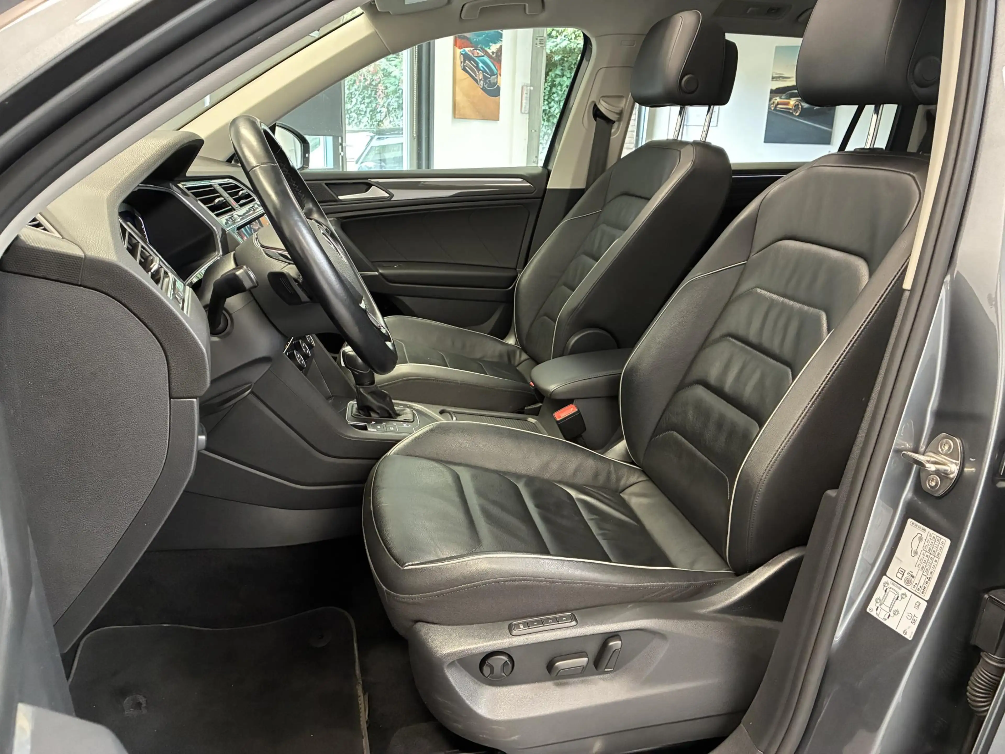 Volkswagen Tiguan Allspace 1.5 TSI Highline | PANO | TREKHAAK | LEDER | 360º — photo 16