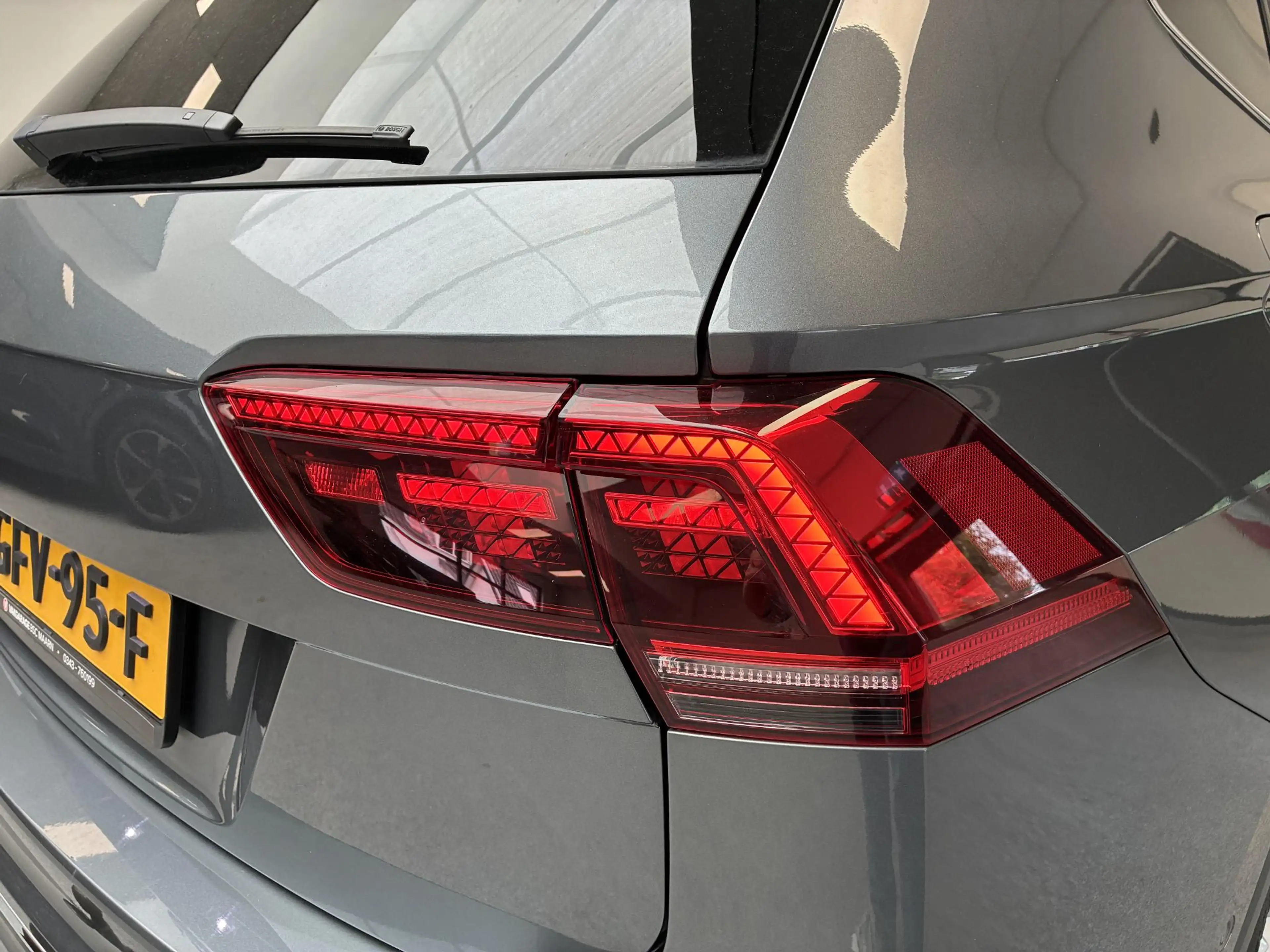 Volkswagen Tiguan Allspace 1.5 TSI Highline | PANO | TREKHAAK | LEDER | 360º — photo 25