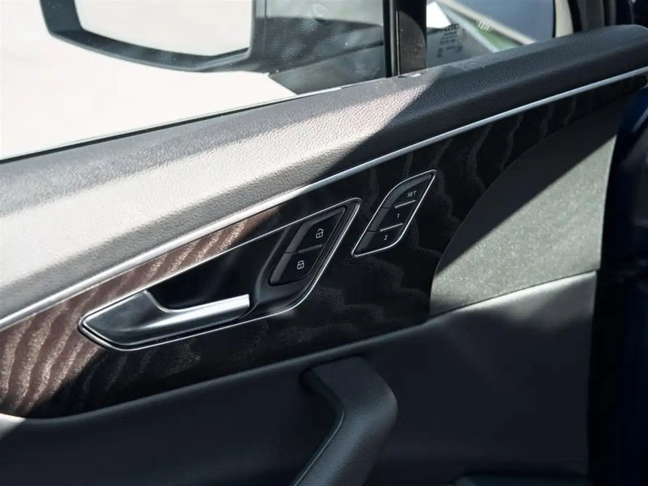 Audi Q7 снимка Audi Q7