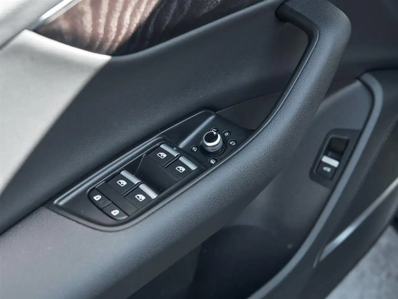 Audi Q7 снимка Audi Q7