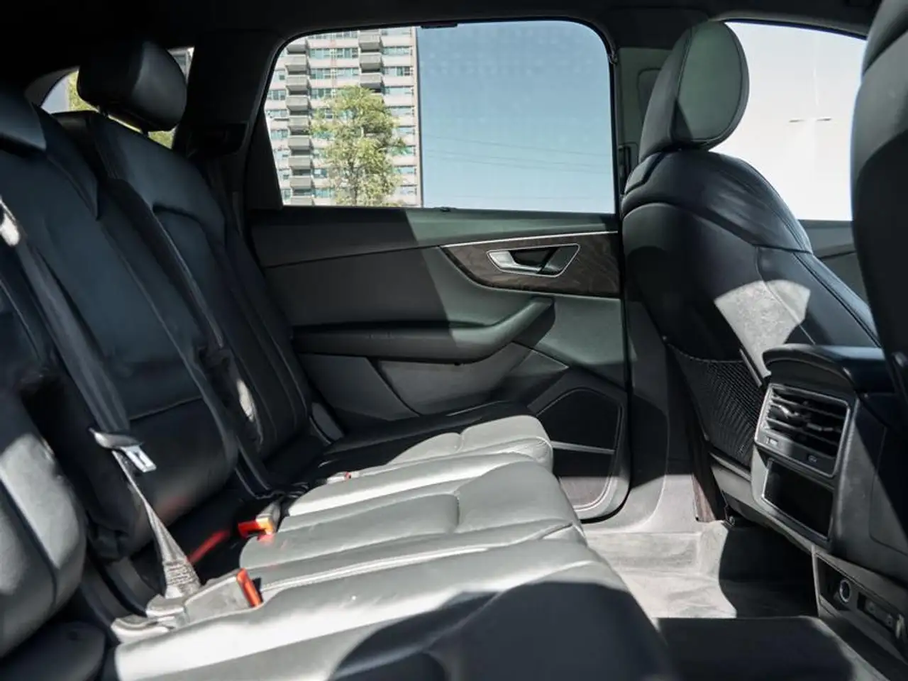 Audi Q7 снимка Audi Q7