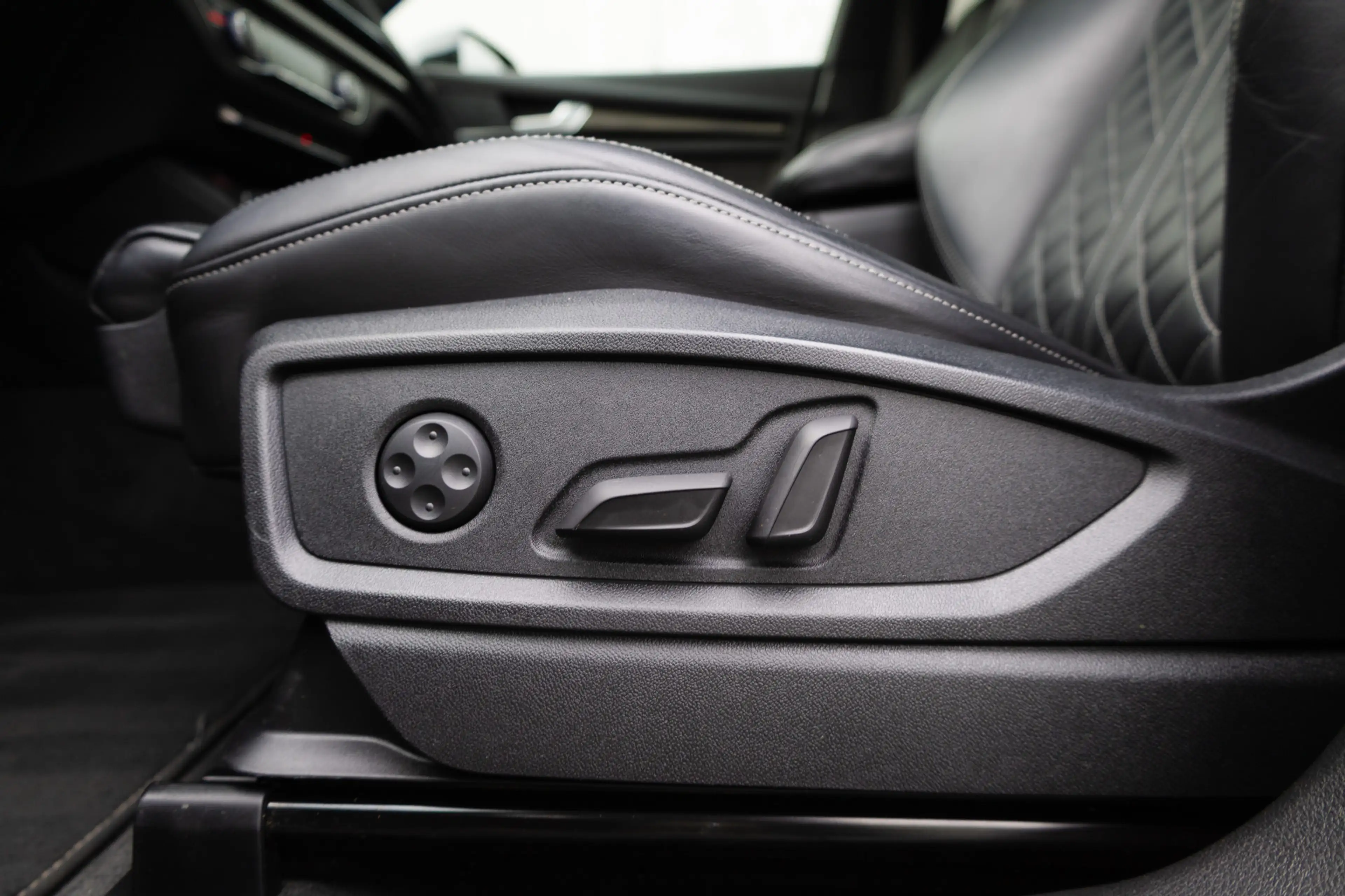 Audi SQ5 3.0 TFSI 354 pk SQ5 Quattro Pro Line Plus S-Line / — photo 16