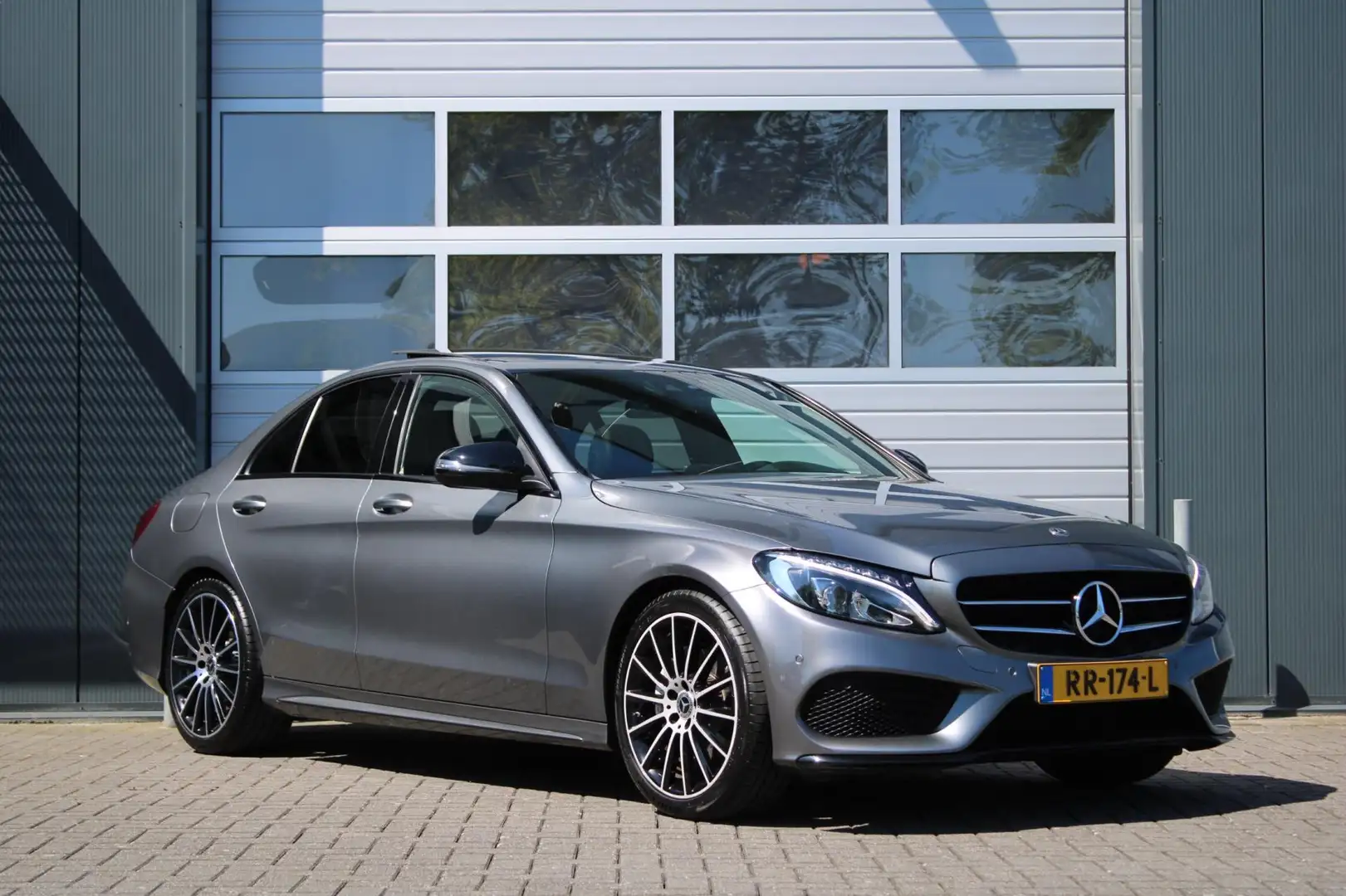 Mercedes-Benz C 180 AMG Sport Edition Clima/Cruise/Navi/Bluetooth/Pano Gris - 1