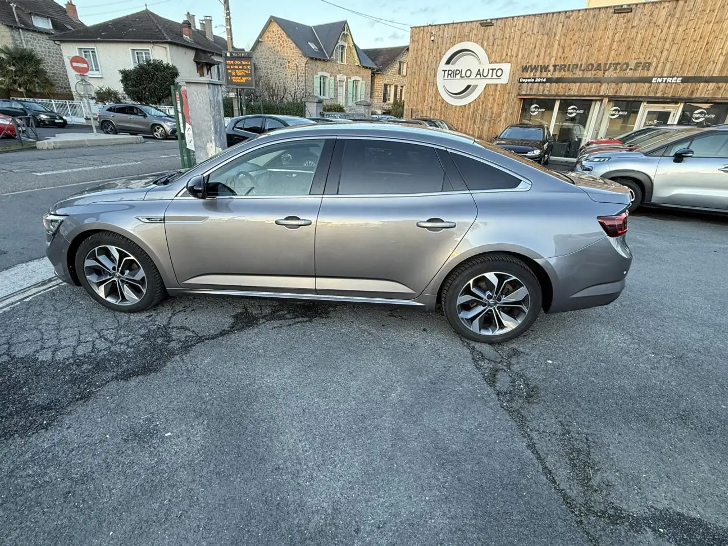 Renault Talisman 1.6 Energy dCi - 130 Limited Gps + clim + camera AR Gris - 2
