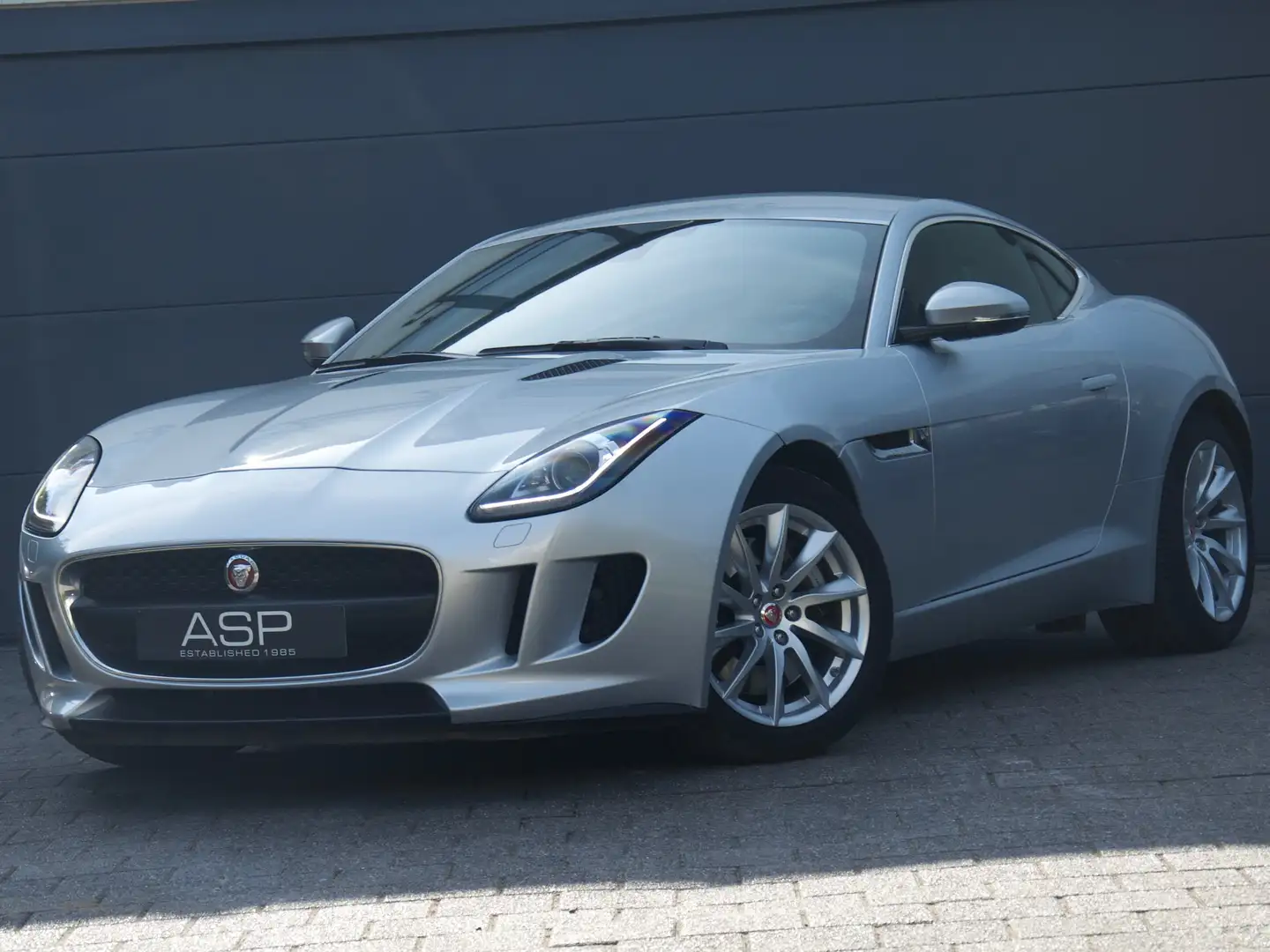 Jaguar F-Type Coupé 3.0 V6 / Xenon / Memory / Sportuitlaat / Argent - 1