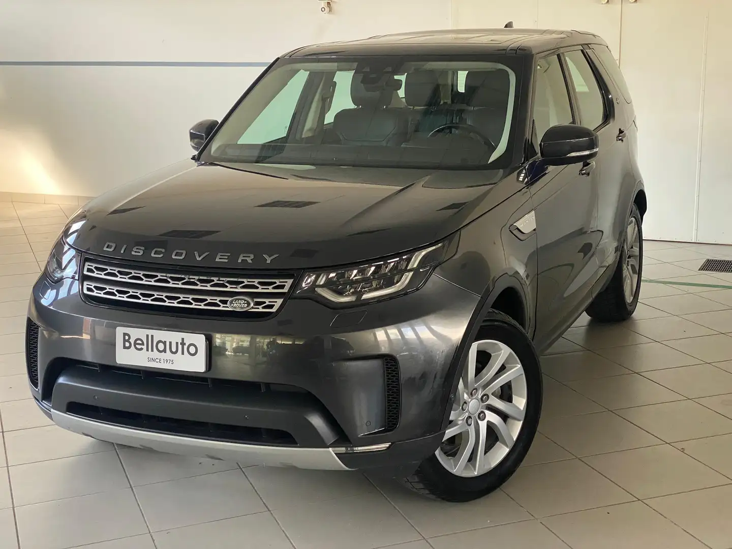 Land Rover Discovery 5 3.0TD6 HSE 249cv Auto Grau - 1