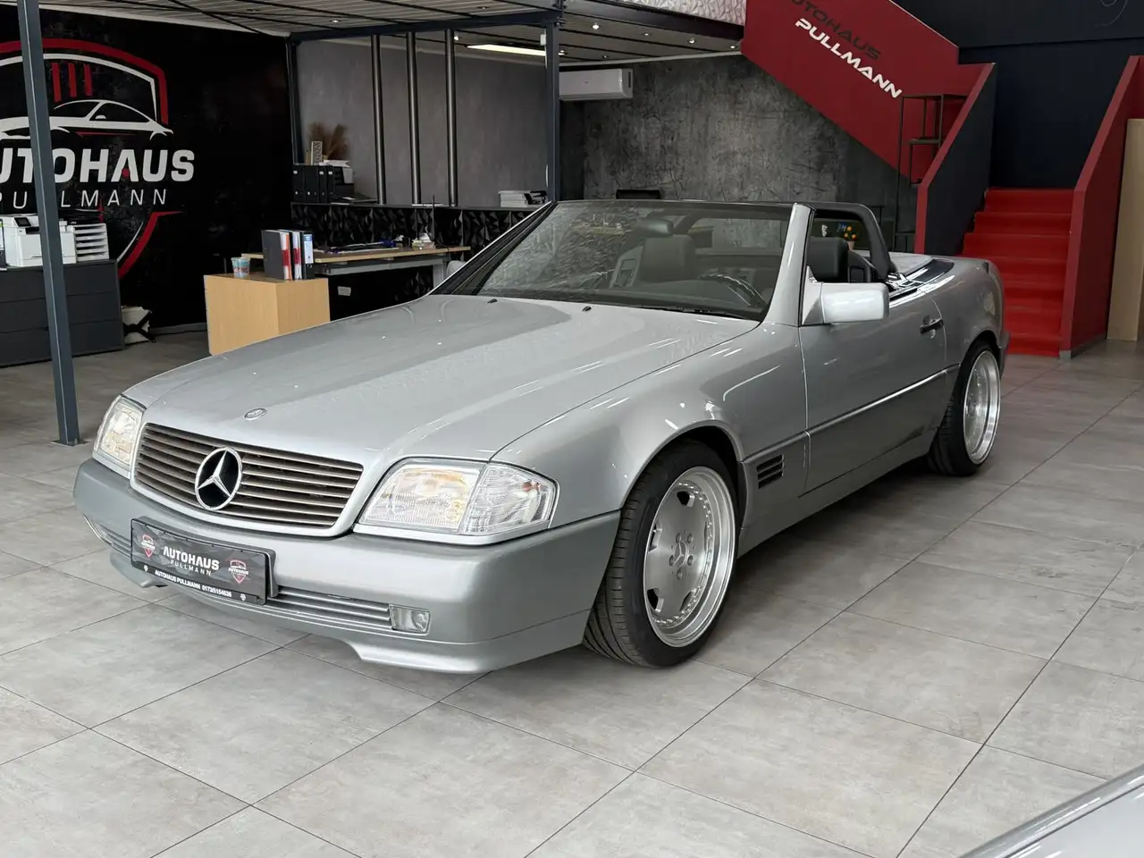 Mercedes-Benz SL 300, foto 1