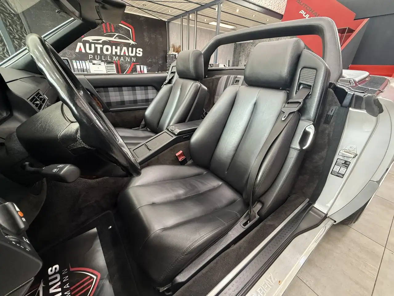Mercedes-Benz SL 300, foto 12