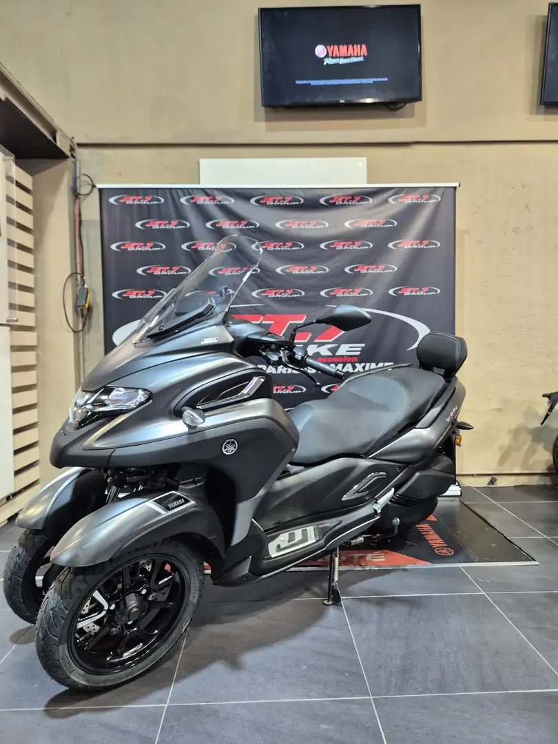 Yamaha TriCity Gris - 1