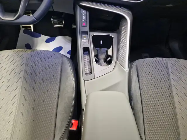 CUPRA Terramar TRIBE e-HYBRID 204 PS DSG Ansicht 5