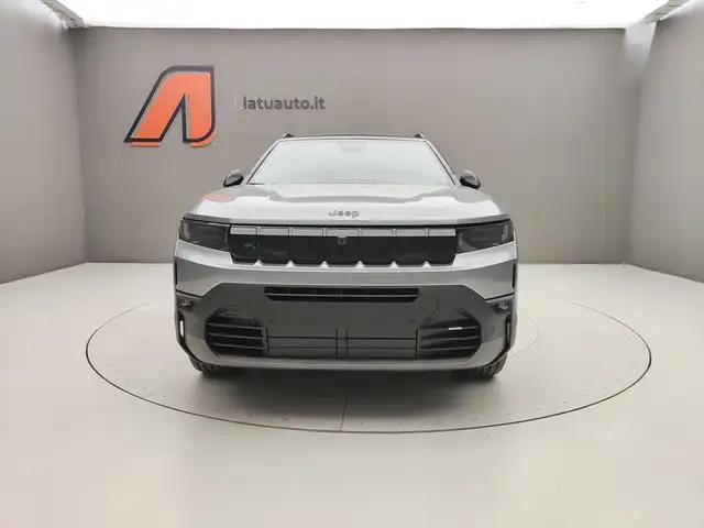Jeep Compass view 4