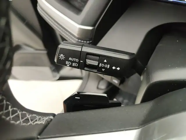 Jeep Compass view 13