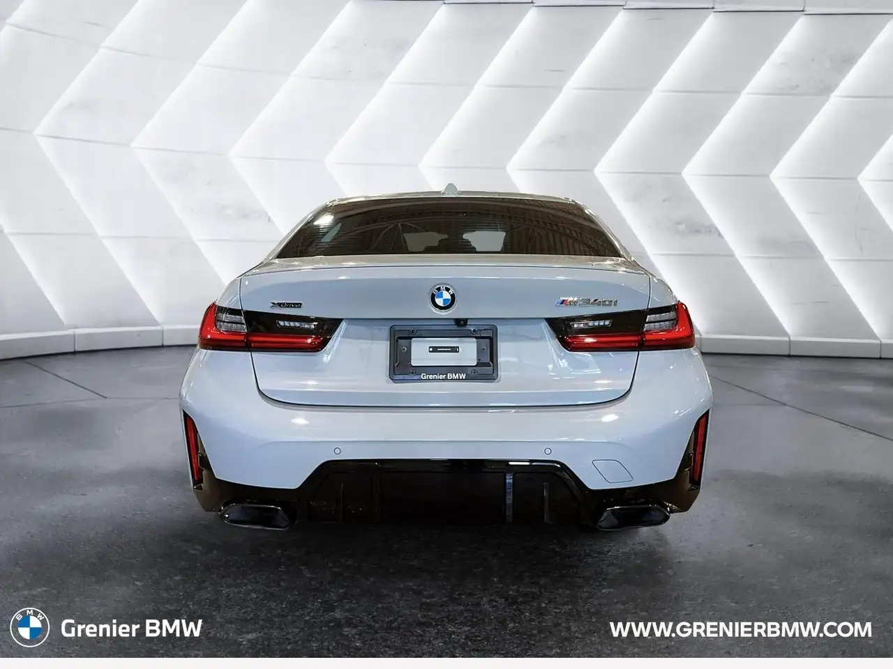BMW 3 Series photo BMW 3 Series