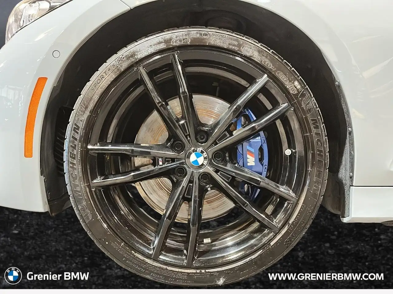 BMW 3 Series photo BMW 3 Series