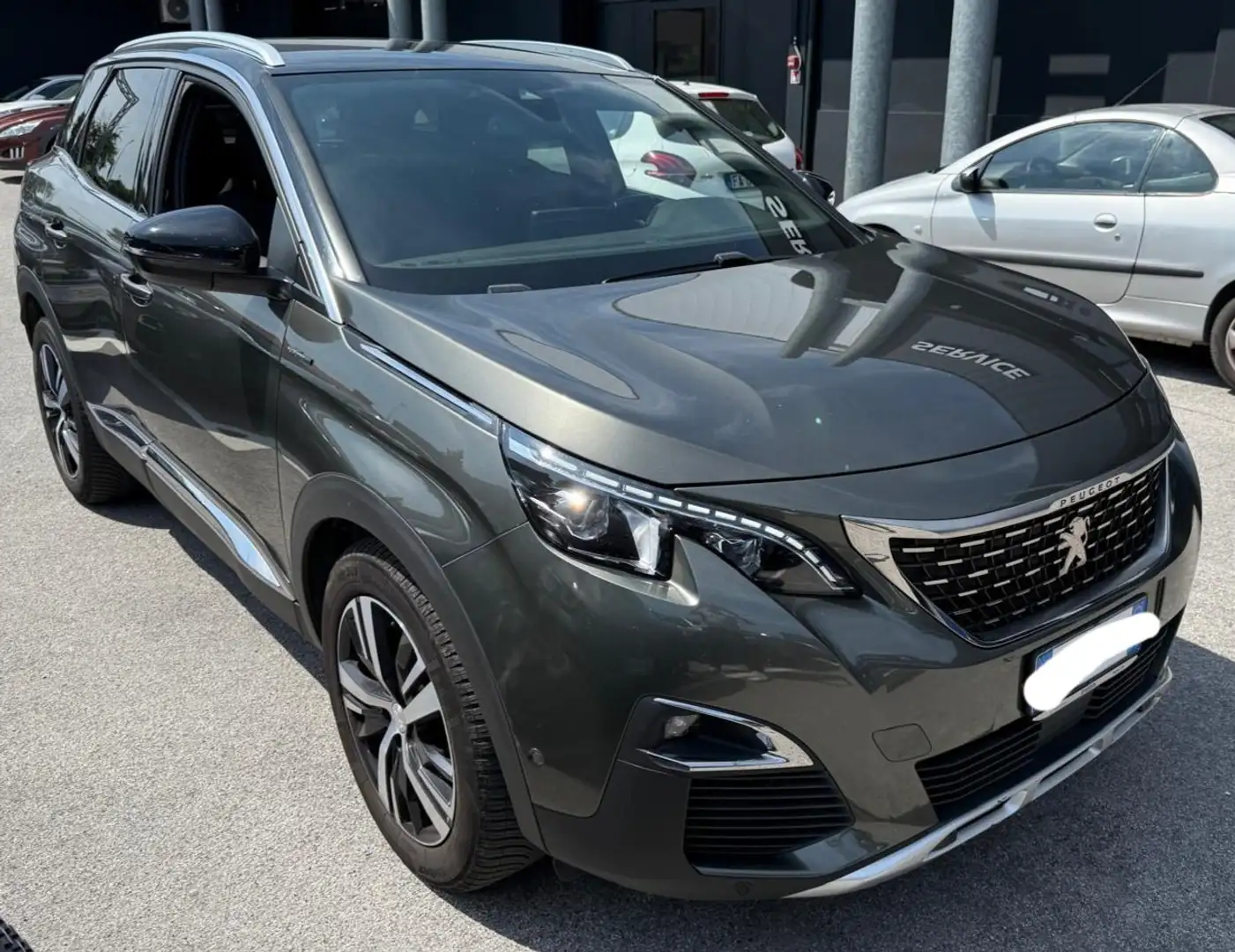 Peugeot 3008 1.5 bluehdi GT Line tua a € 199 mese Grigio - 2