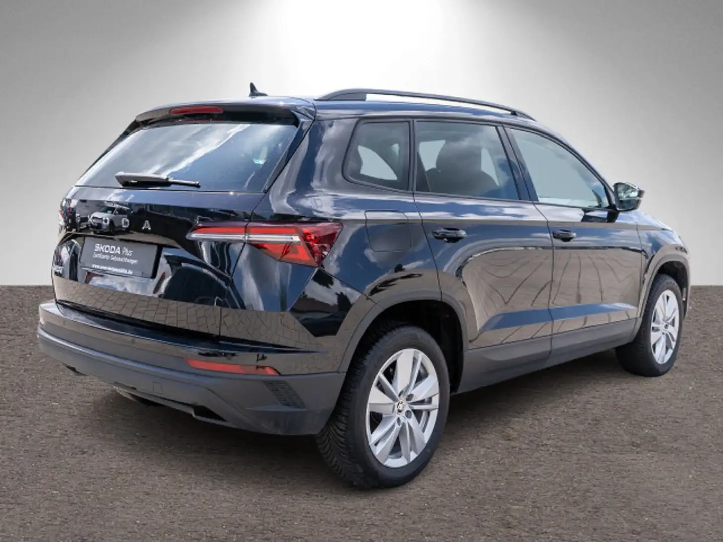 Skoda Karoq Selection 1,5 TSI DSG LED NAVI RFK ACC VC Schwarz - 2