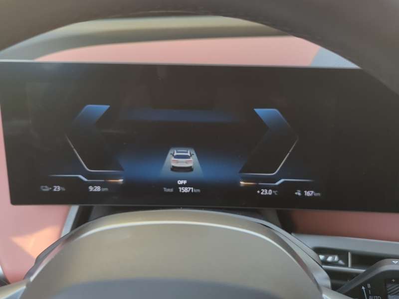 2026 BMW iX xDrive60 — photo 5