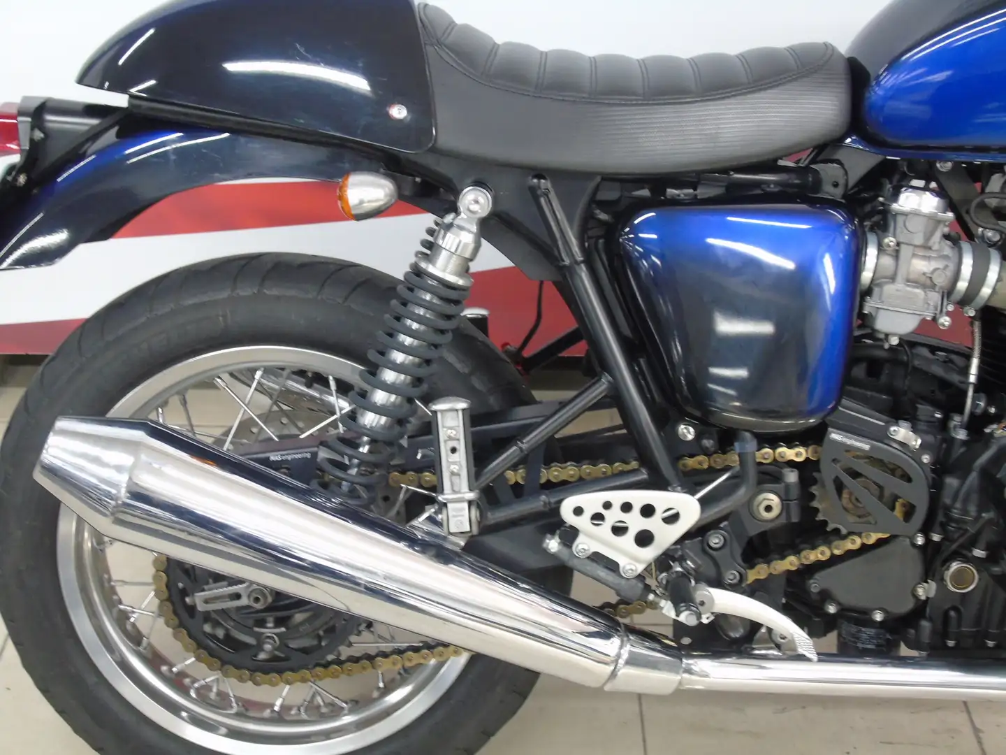 Triumph Thruxton Albastru - 2