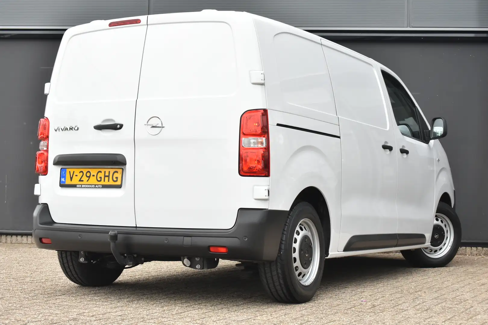 Opel Vivaro 2.0D L2 145pk | Navigatie | Afn. Trekhaak | Betimm Wit - 2