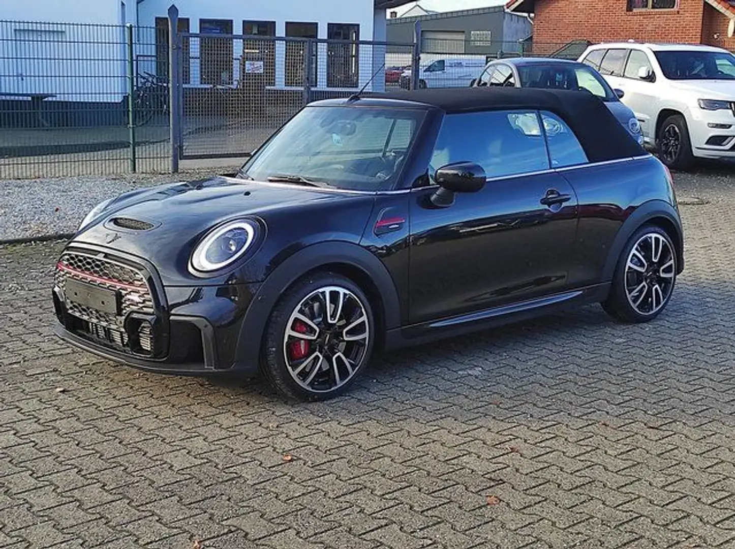 MINI John Cooper Works Cabrio #Connected # SichtPaket Schwarz - 1