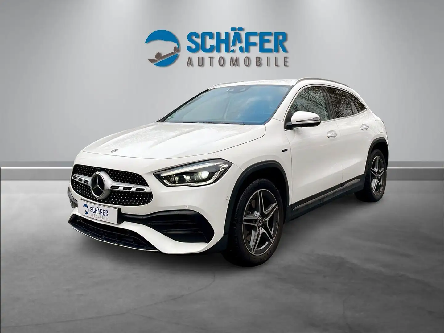 Mercedes-Benz GLA 250 e AMG #LED #MBUX #DISTR #AHZV #KAM Weiß - 1