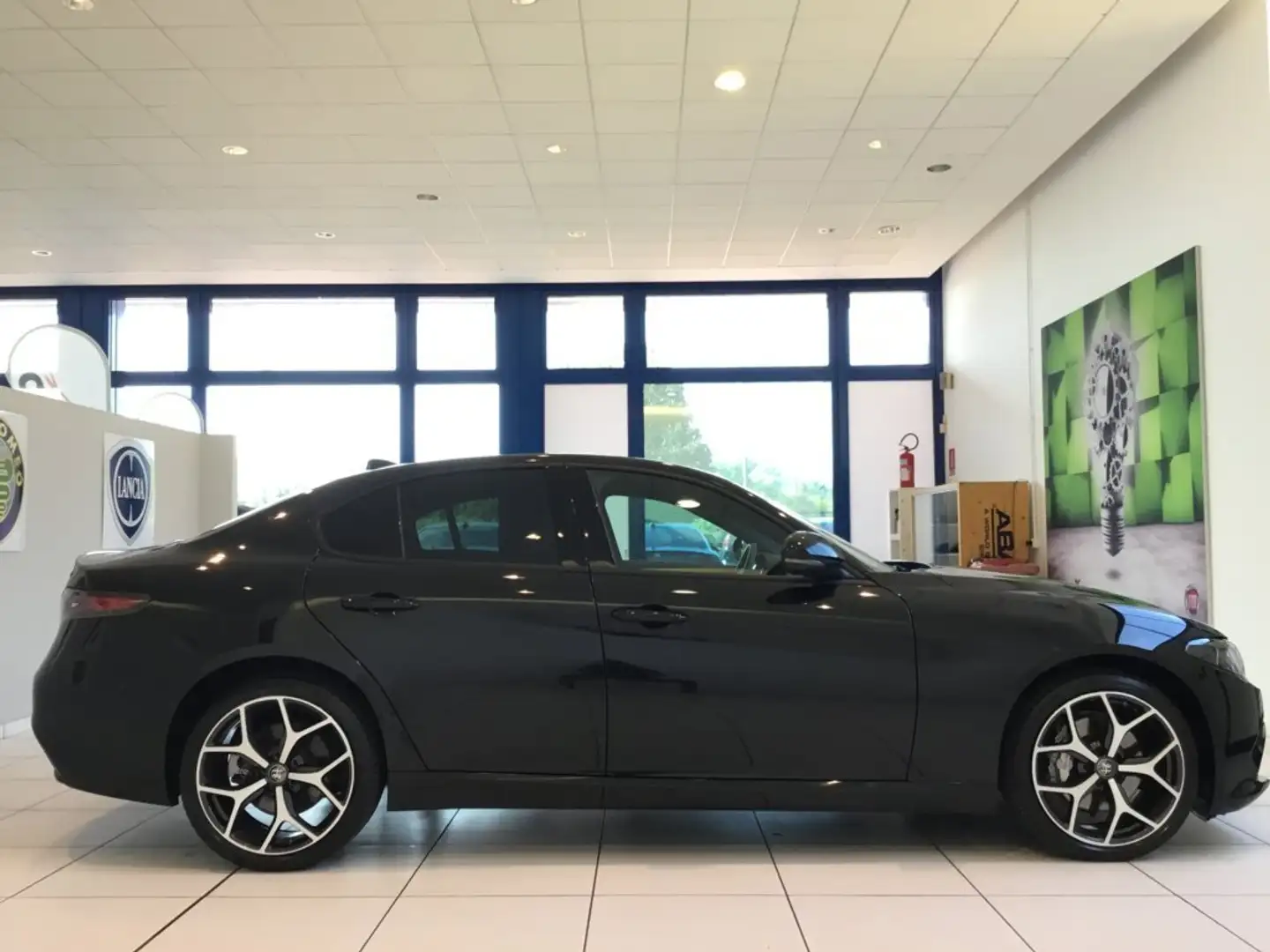 Alfa Romeo Giulia Giulia 2.0 Turbo 280 CV AT8 AWD Q4 Sprint MY24 Negro - 2