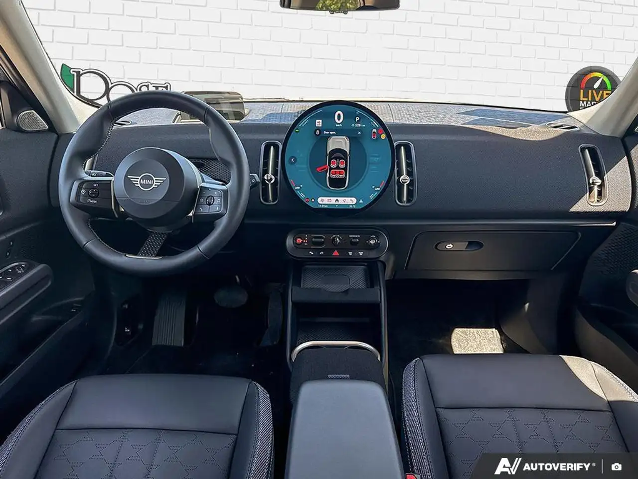 MINI Countryman снимка MINI Countryman