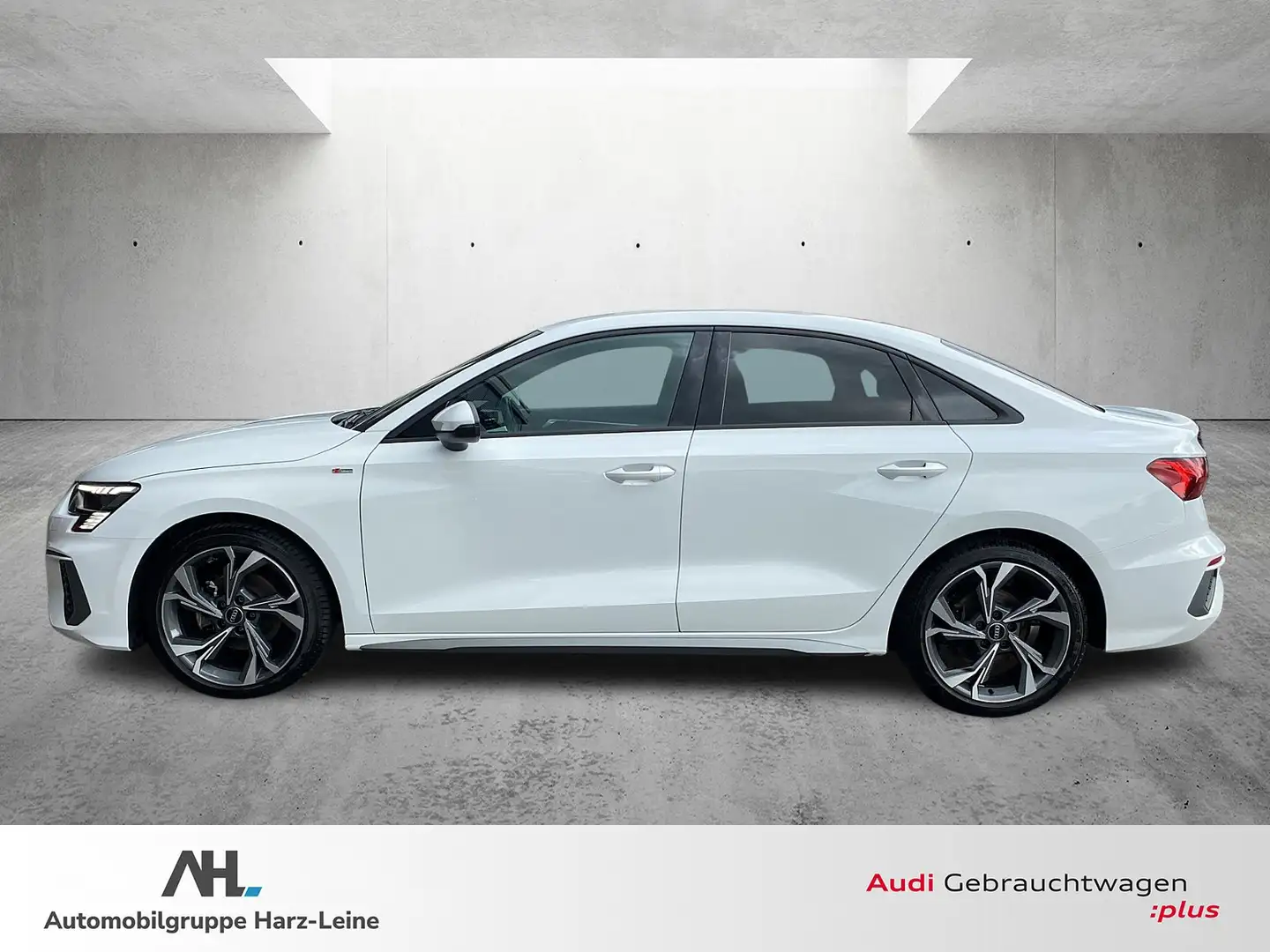 Audi A3 Limousine 35 TFSI S-line Matrix-LED Weiß - 2