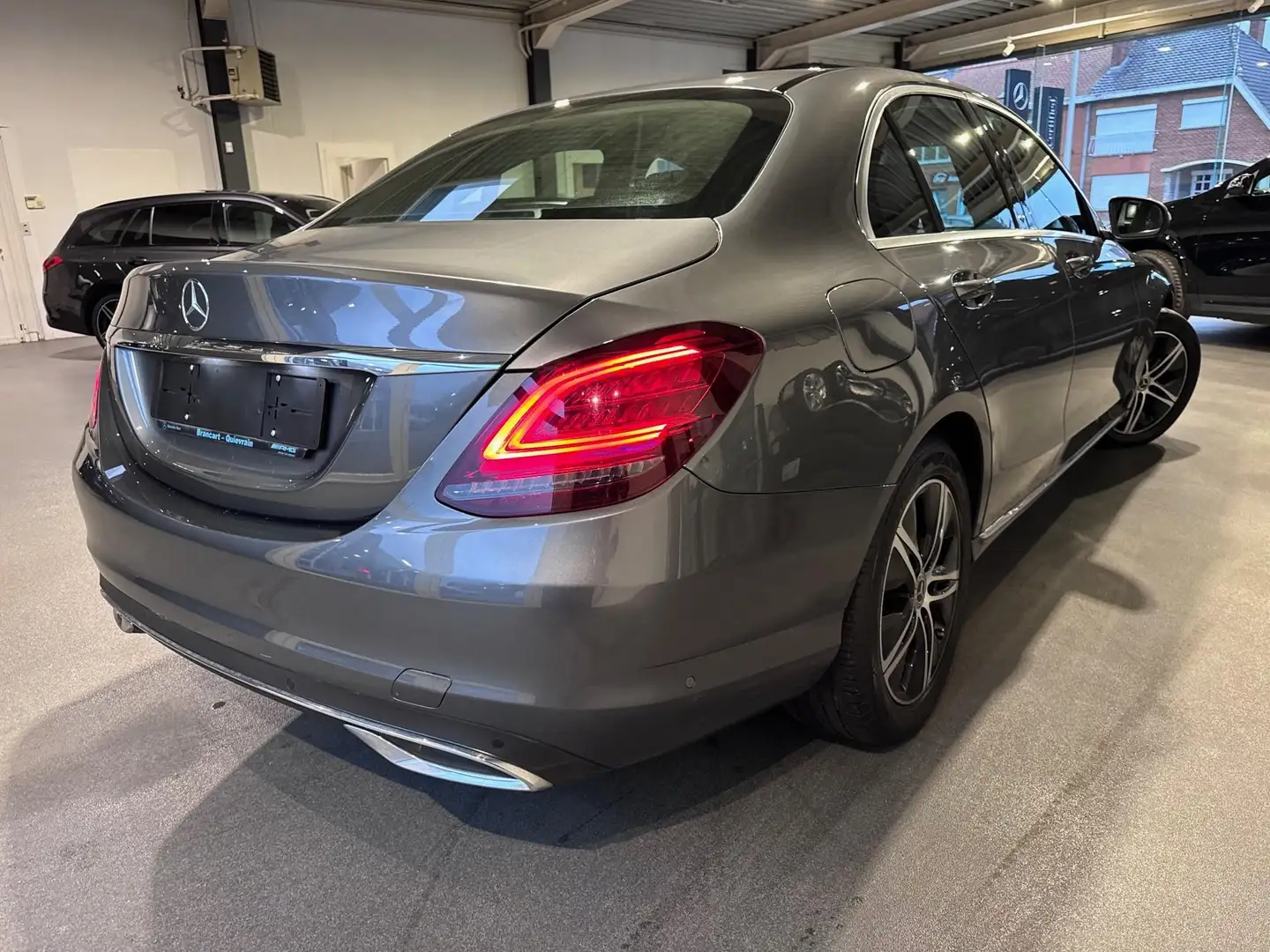 Mercedes-Benz C 180 d Avantgarde Gris - 2