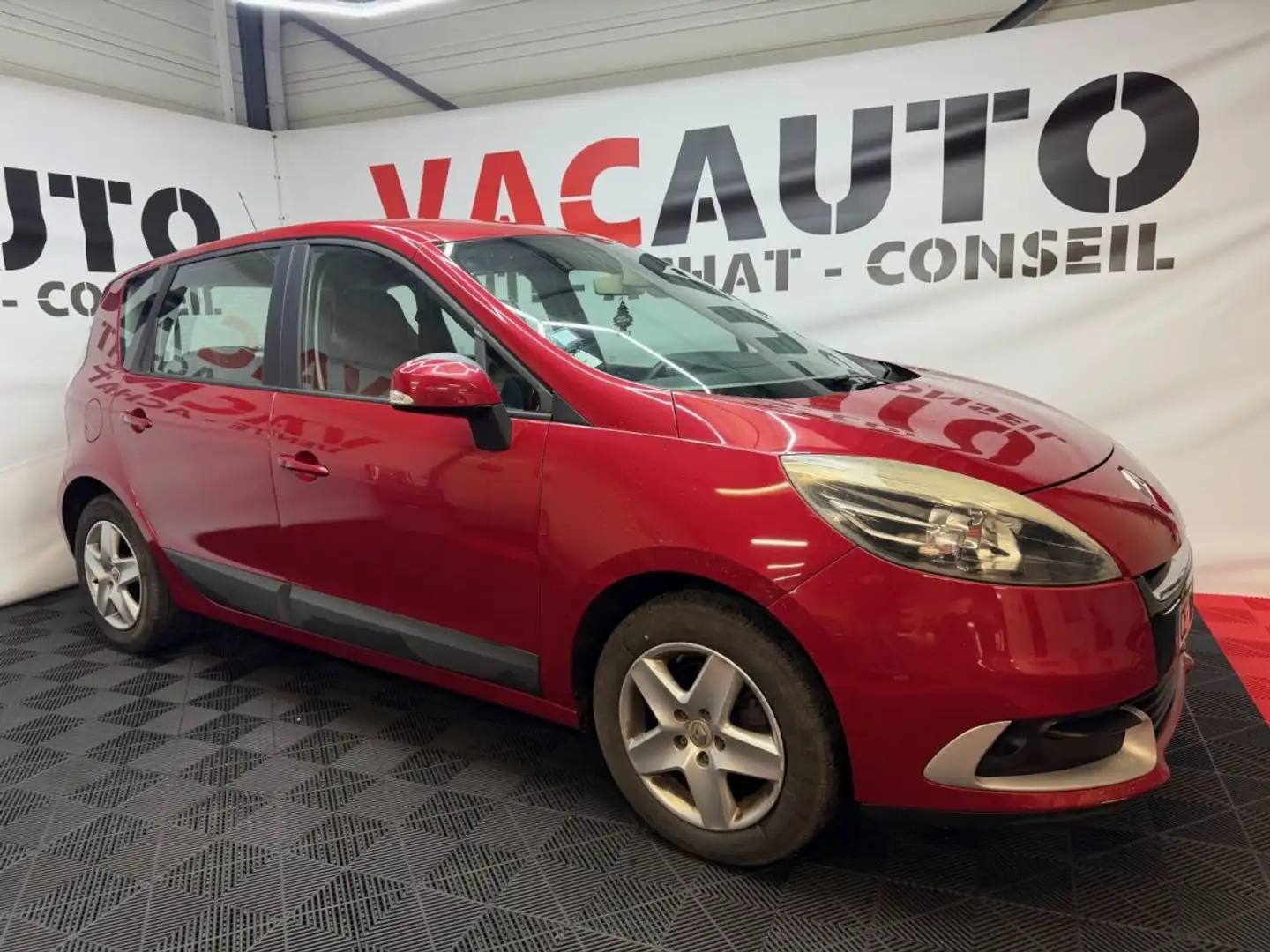 Renault Scenic III 1.5 DCI Dynamique 110ch - 2