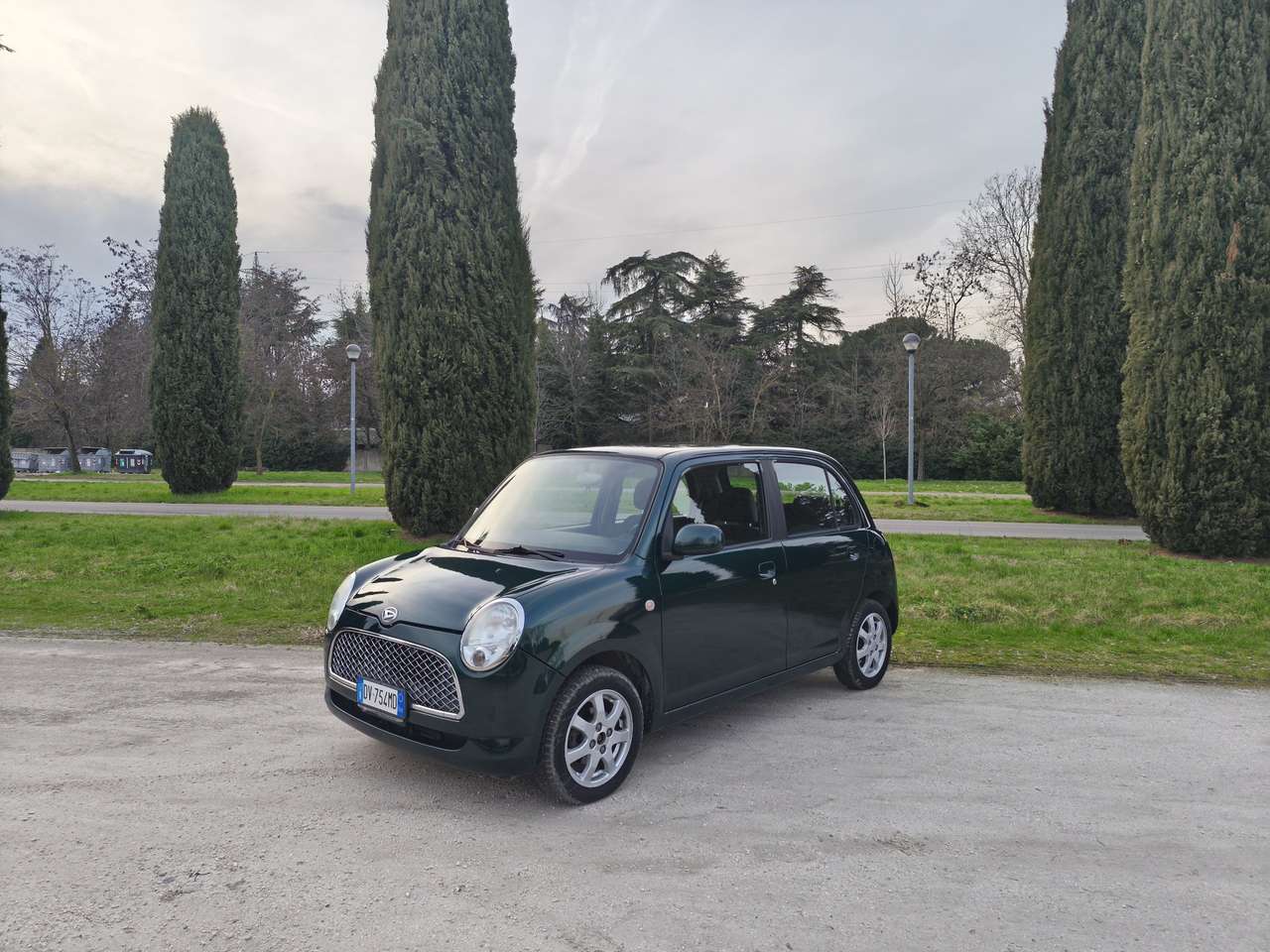 Daihatsu Trevis 1.0 automatica stupenda