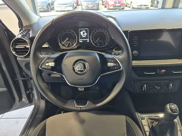 Skoda Fabia view 10