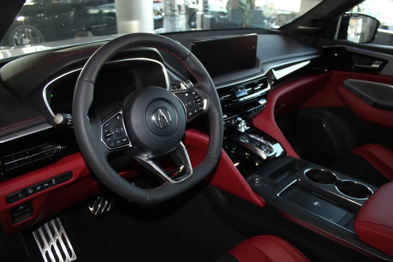 Acura MDX снимка Acura MDX