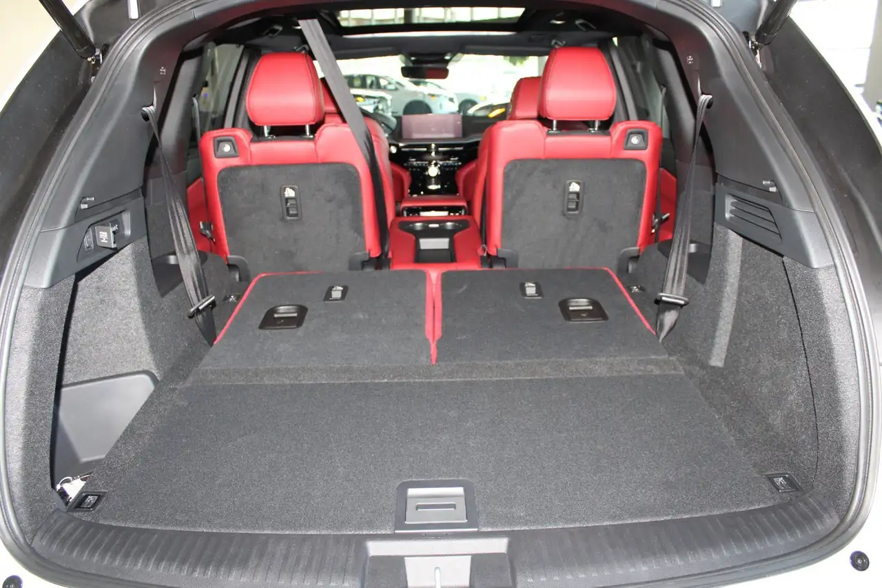 Acura MDX снимка Acura MDX