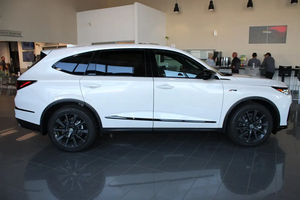 Acura MDX снимка Acura MDX