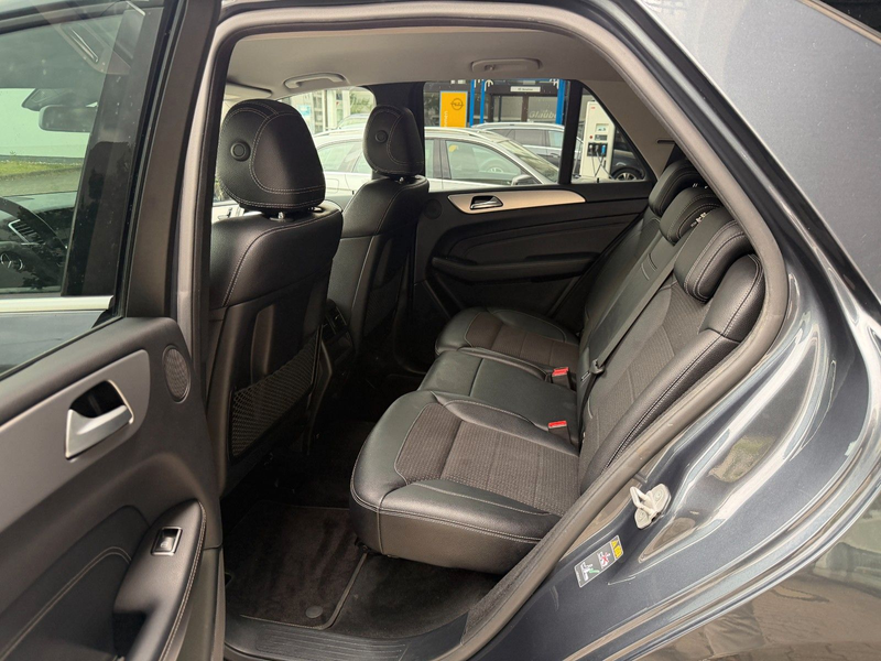 Mercedes-Benz ML 250 CDI BlueTec/4Matic/AMG/Xenon/Navi/1.Hand — photo 15