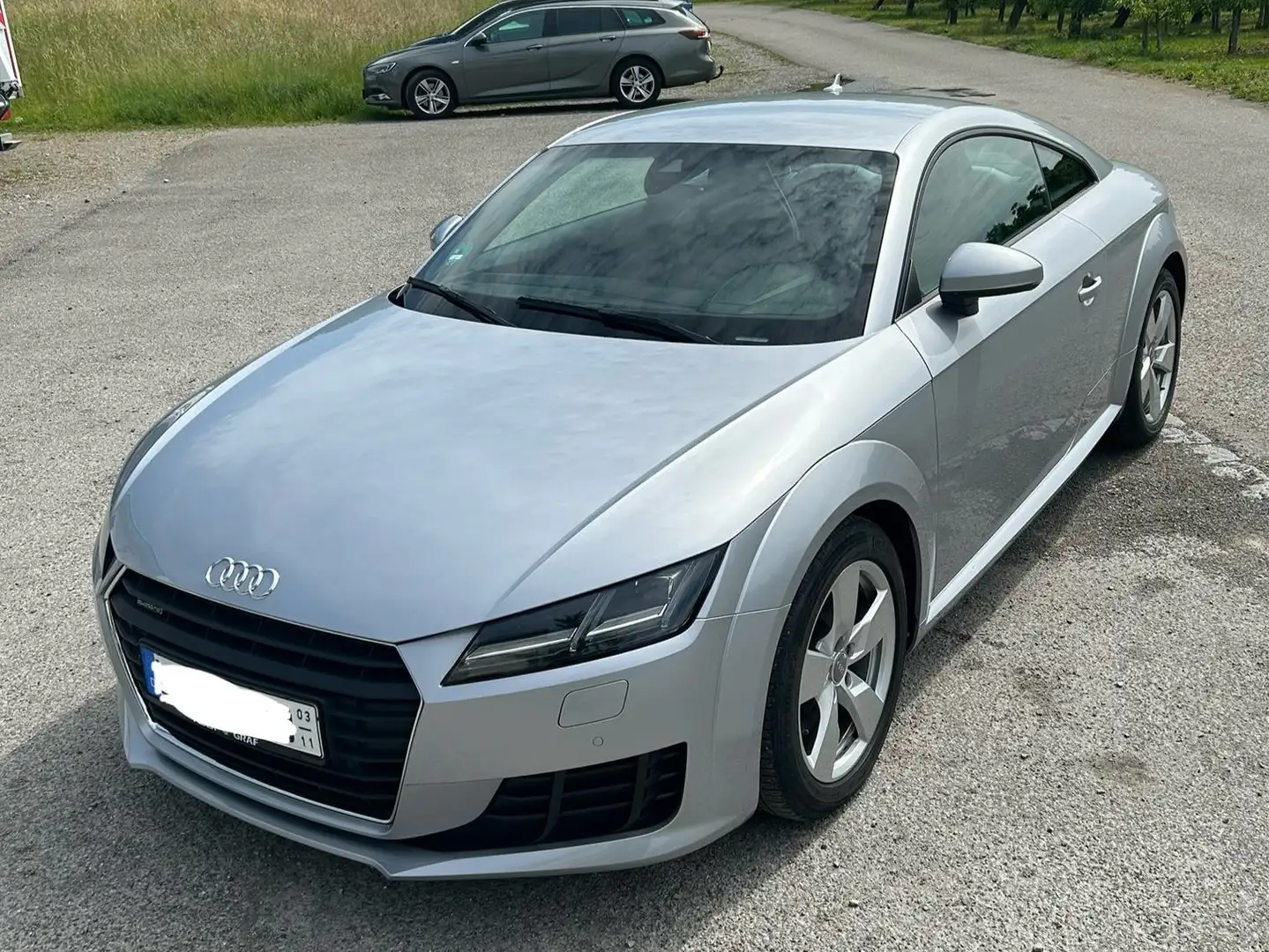 Audi TT TT Coupe 2.0 TFSI quattro S tronic Silber - 1