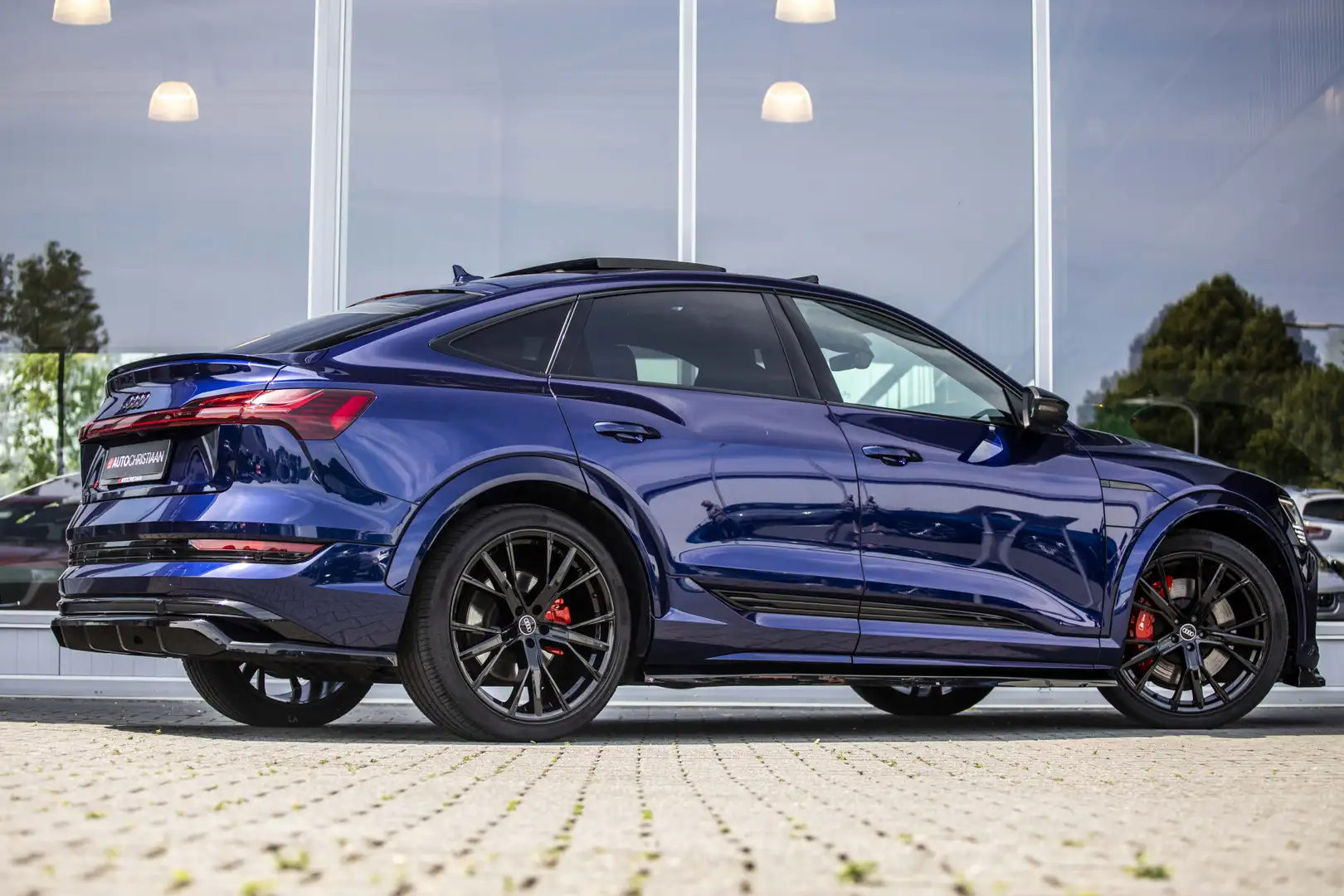 Audi e-tron Sportback S quattro 95 kWh | Pano | RS Stoelen | B Bleu - 2