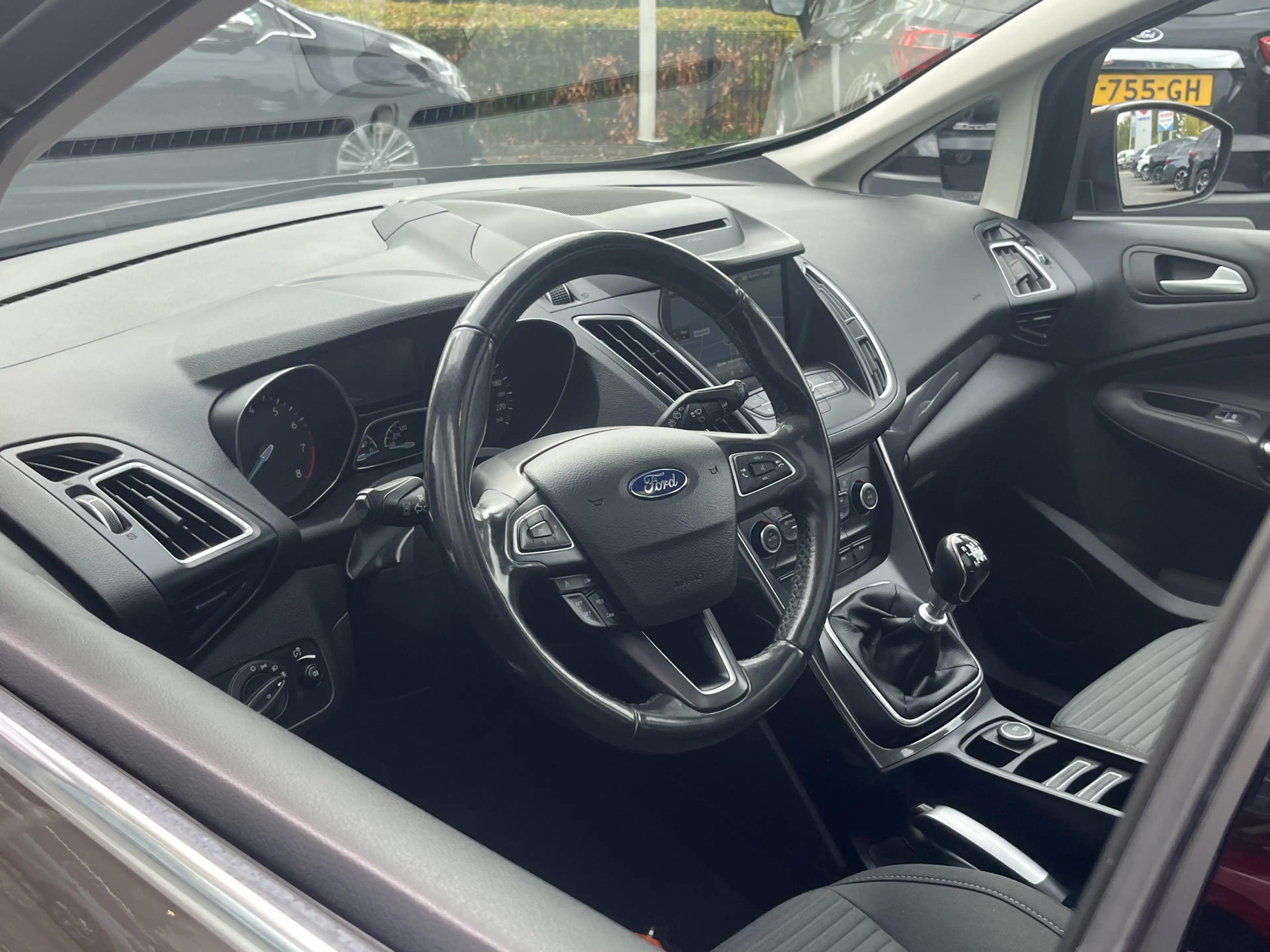 Ford C-Max 1.5 Titanium — photo 3
