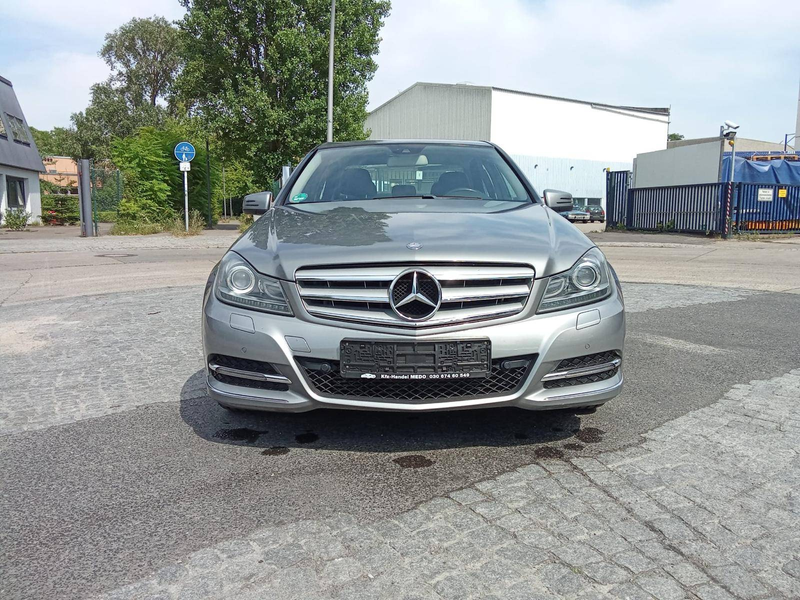 Mercedes-Benz C 180 C 180 CGI BlueEfficiency (204.031) — photo 2
