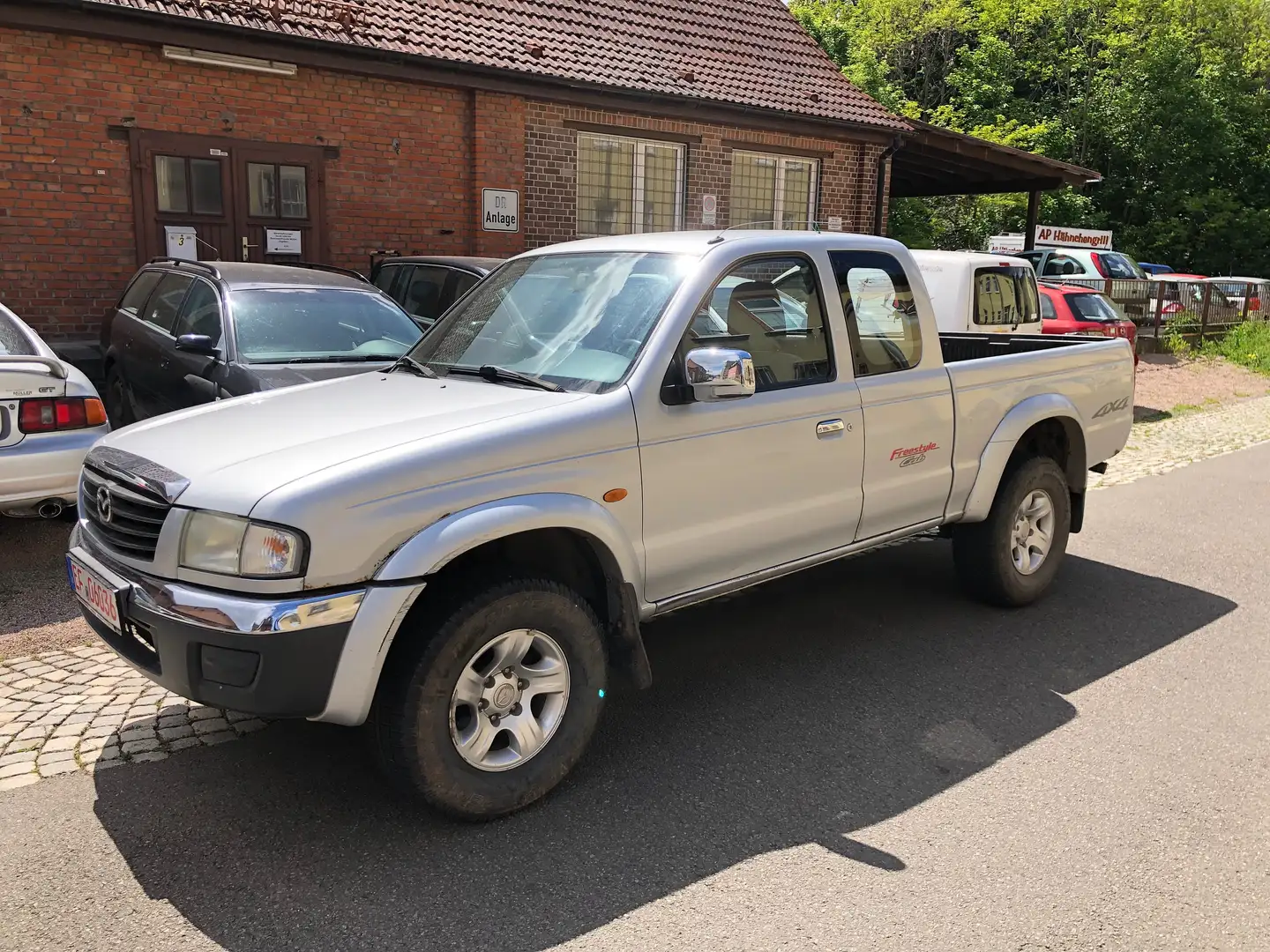 Mazda B Series 2500 Pick Up 4WD SDX  4x4 Allrad // Klimaanlage Silber - 2