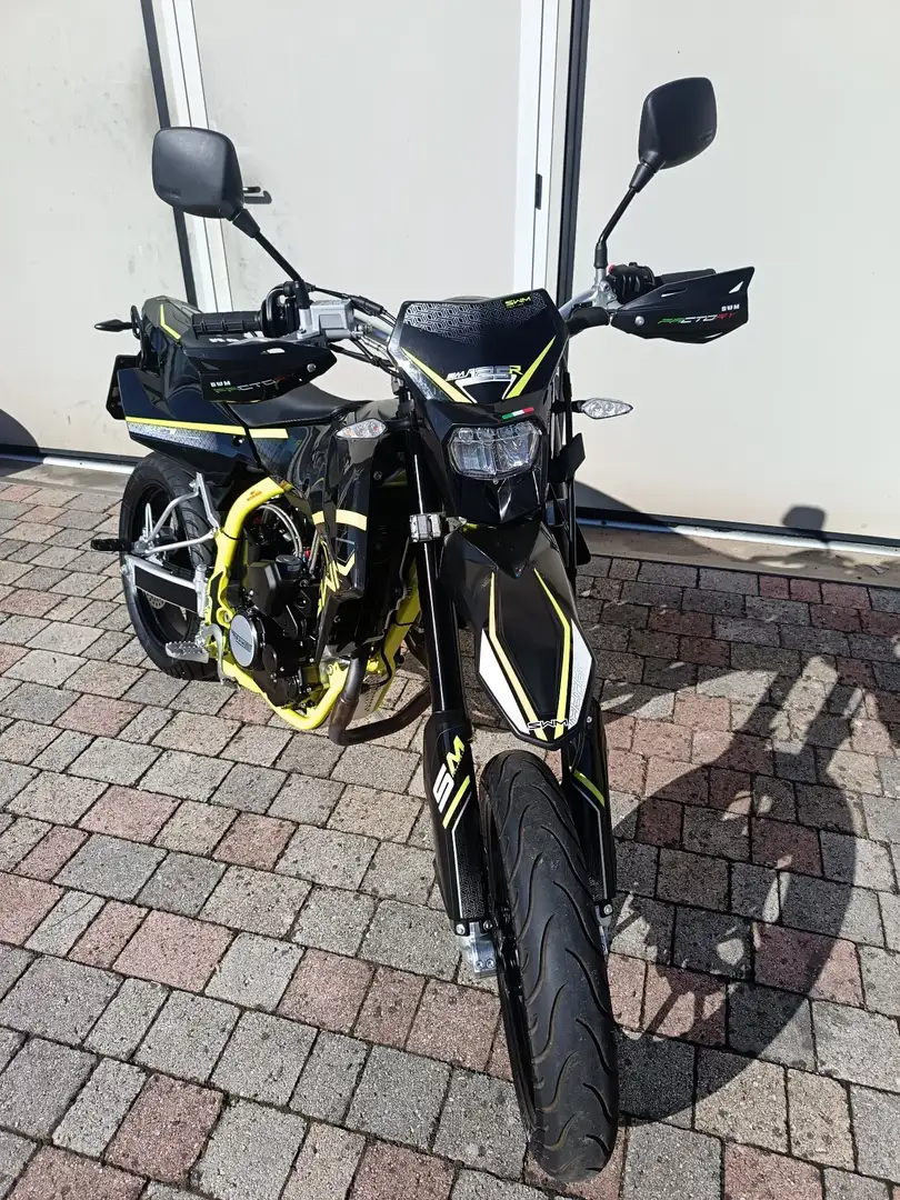 SWM SM 125 R Nero - 1
