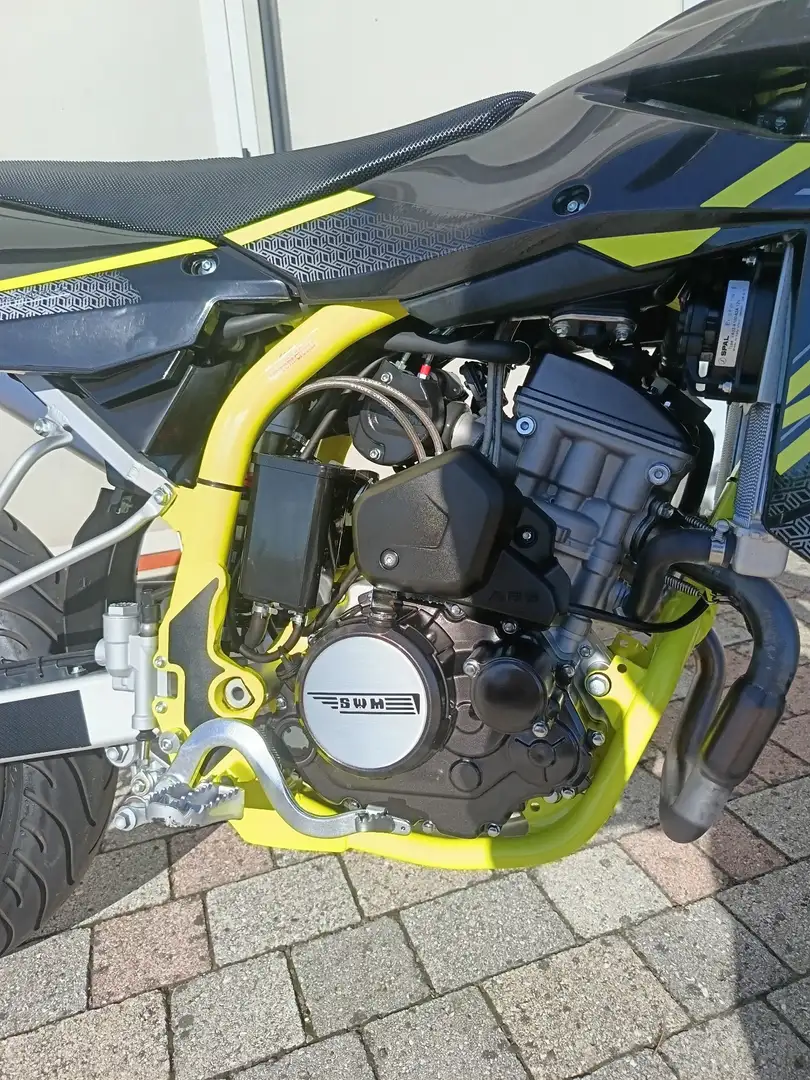 SWM SM 125 R Nero - 2